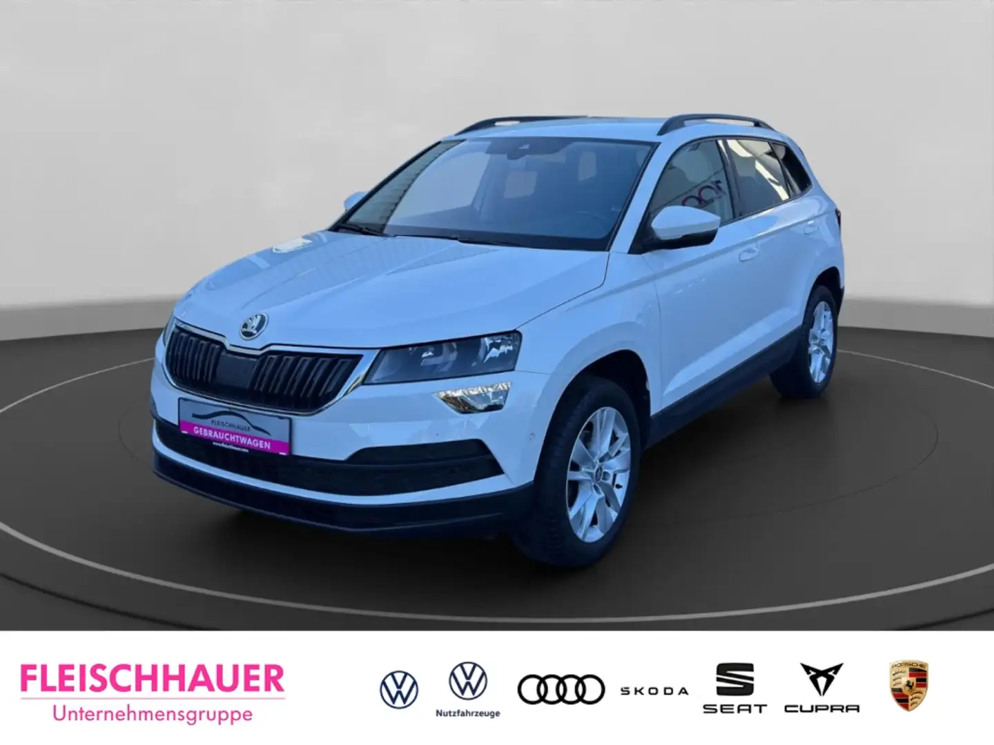 Skoda Karoq Ambition 2,0 TDI AHK+ACC+Navi+CarPlay+RK Weiß - 1