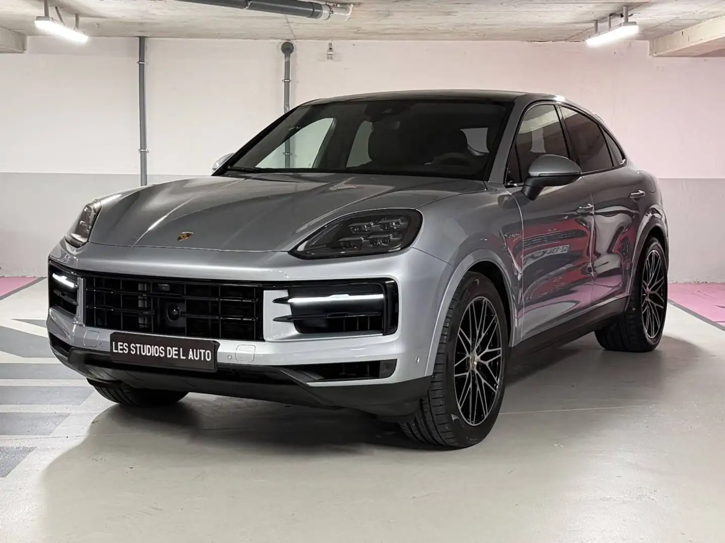 Porsche Cayenne Coupe 3.0 V6 519ch S E-Hybrid Gris - 1