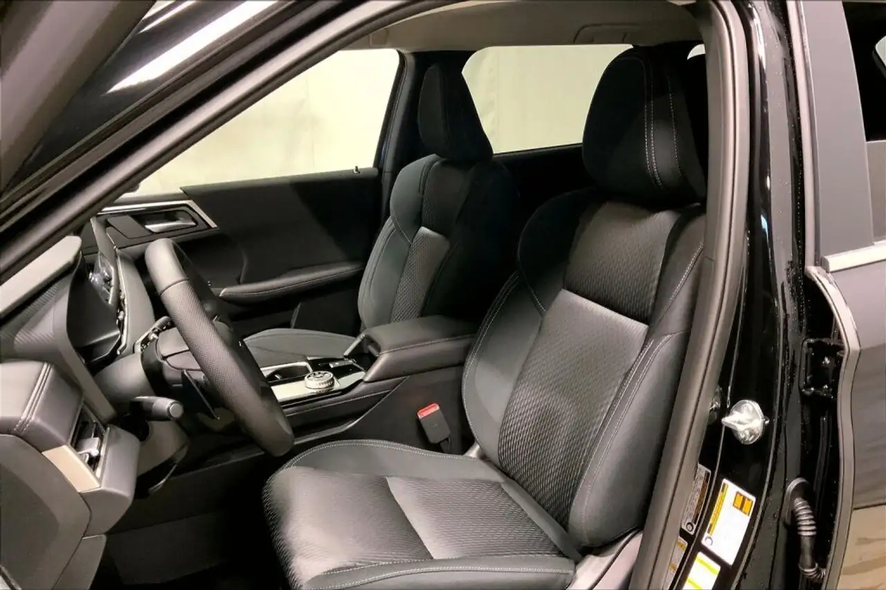 Mitsubishi Outlander снимка Mitsubishi Outlander
