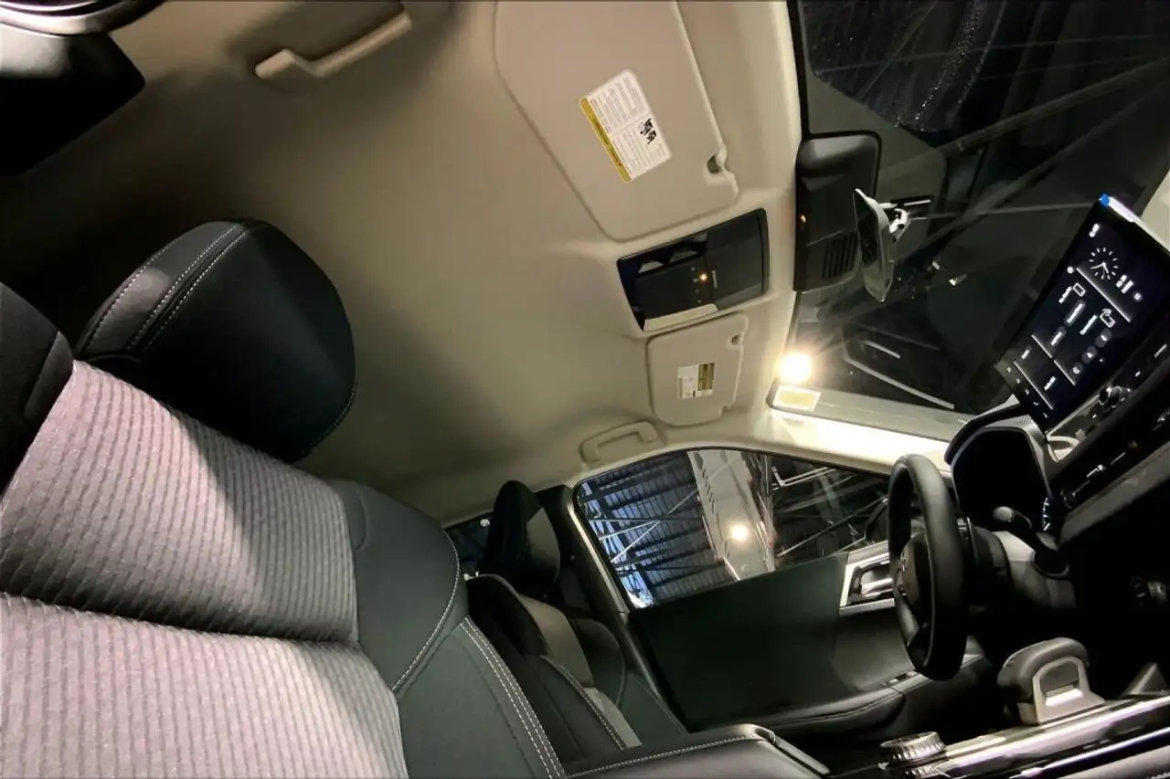 Mitsubishi Outlander снимка Mitsubishi Outlander