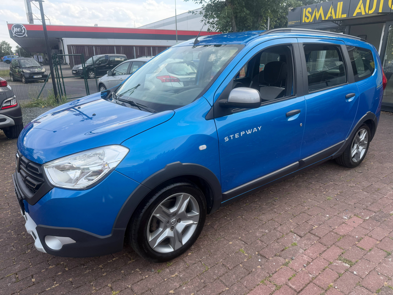 Dacia Lodgy Stepway/1.Hand/Neu TÜV/Scheckheft/Navi/Kamera — photo 3