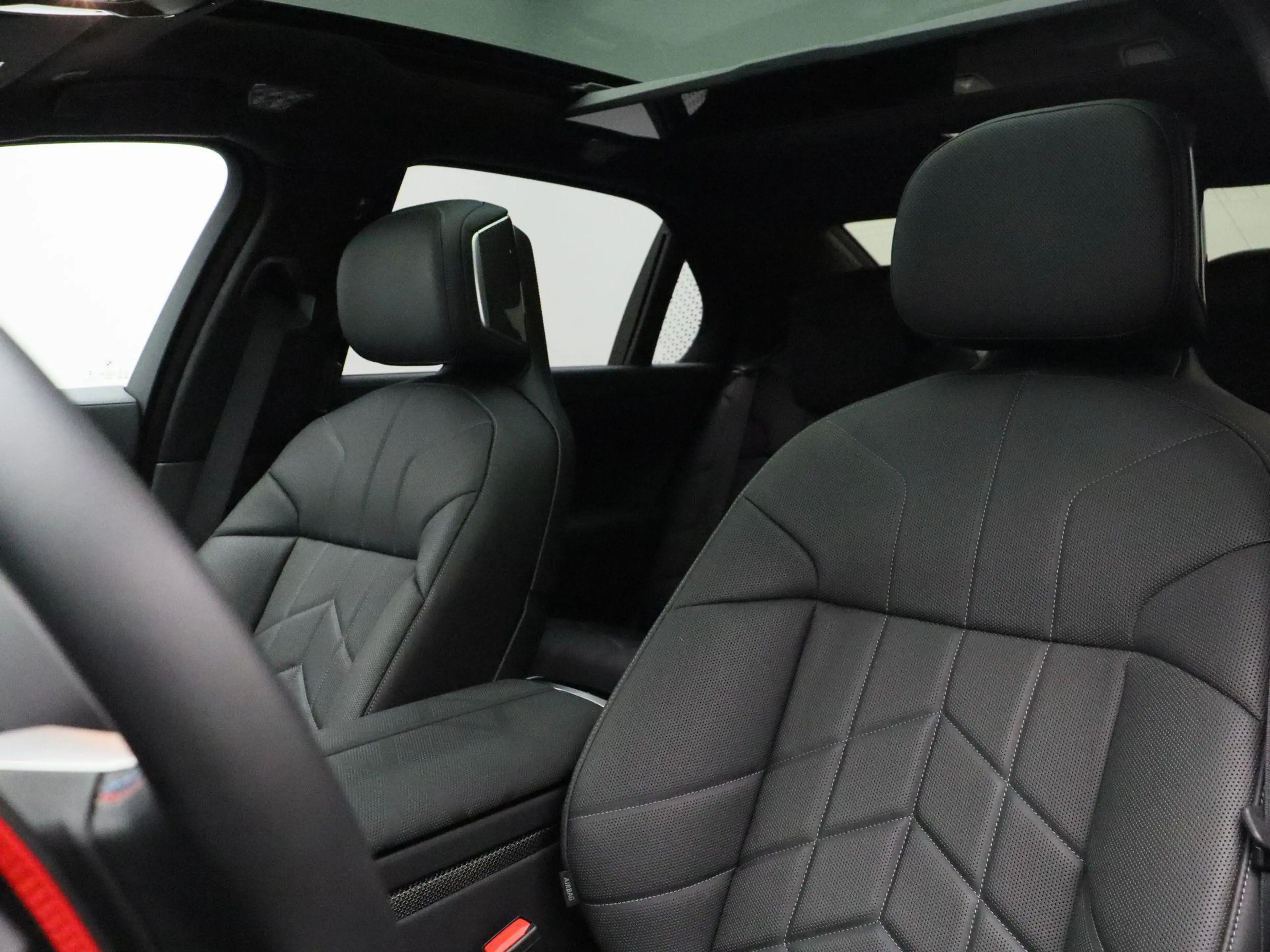 BMW 760 7 Serie M760e xDrive M Performance Pack | Innovati — photo 13