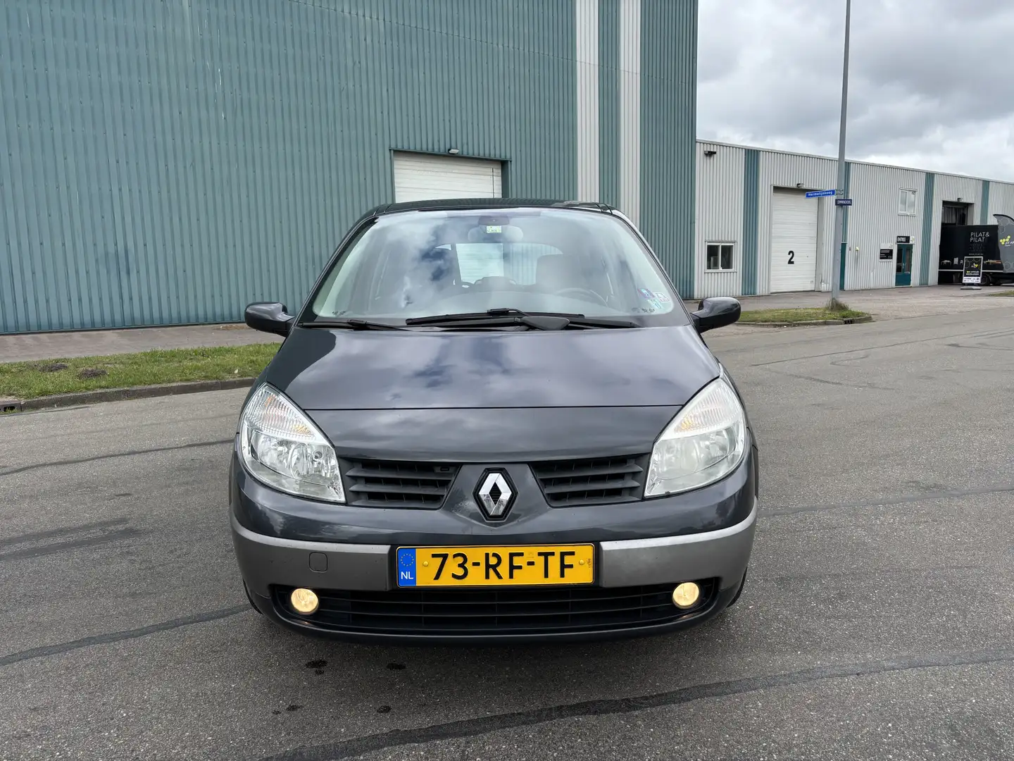 Renault Scenic 2.0-16V Privilège Luxe 6-Bak 135 PK. Leuke en zeer Gris - 2