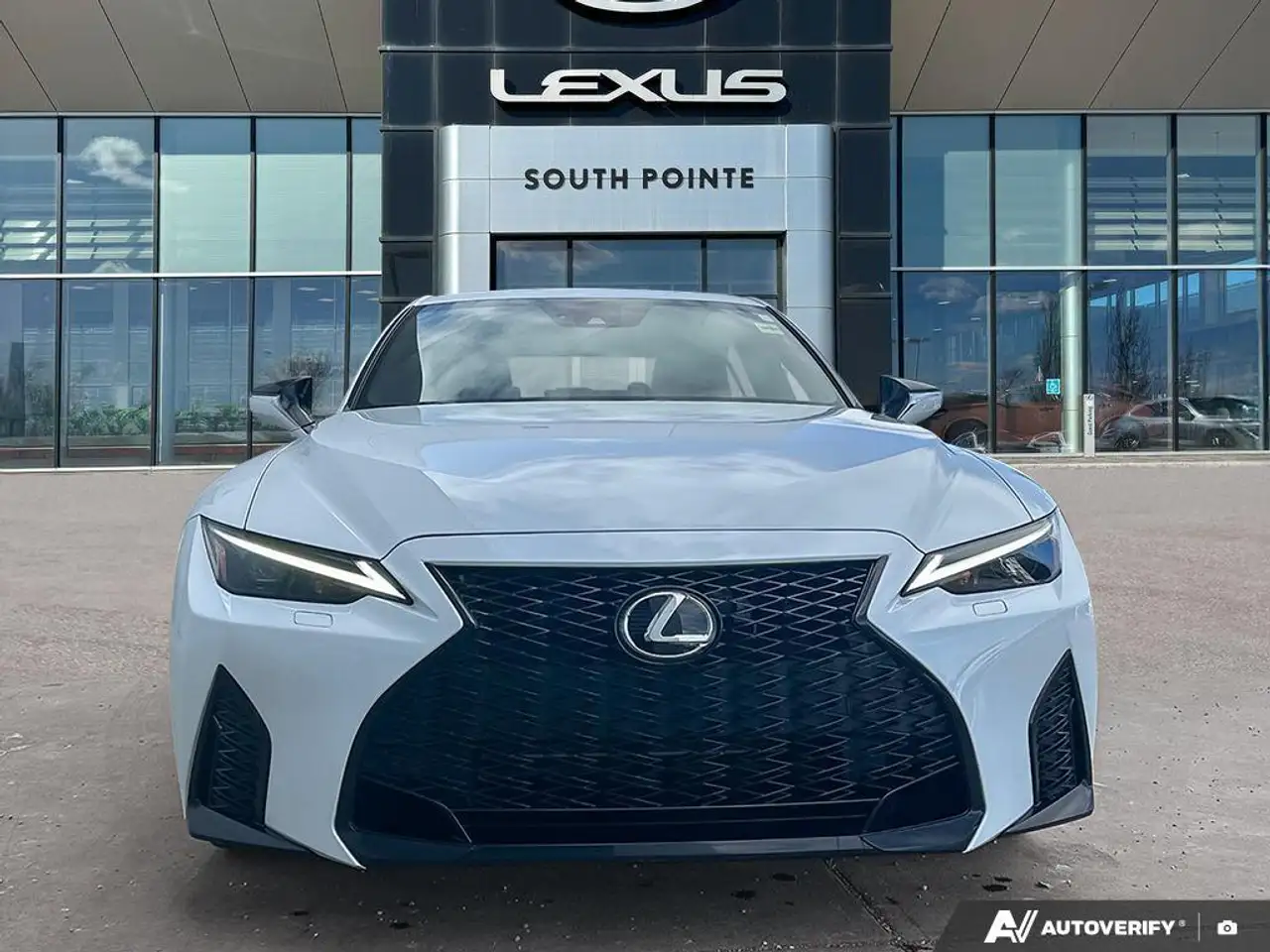 Lexus IS снимка Lexus IS