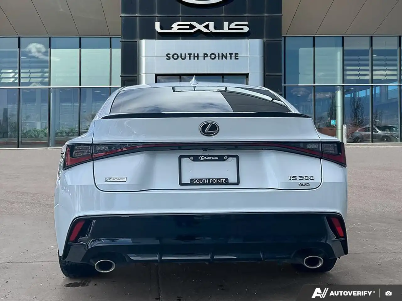 Lexus IS снимка Lexus IS