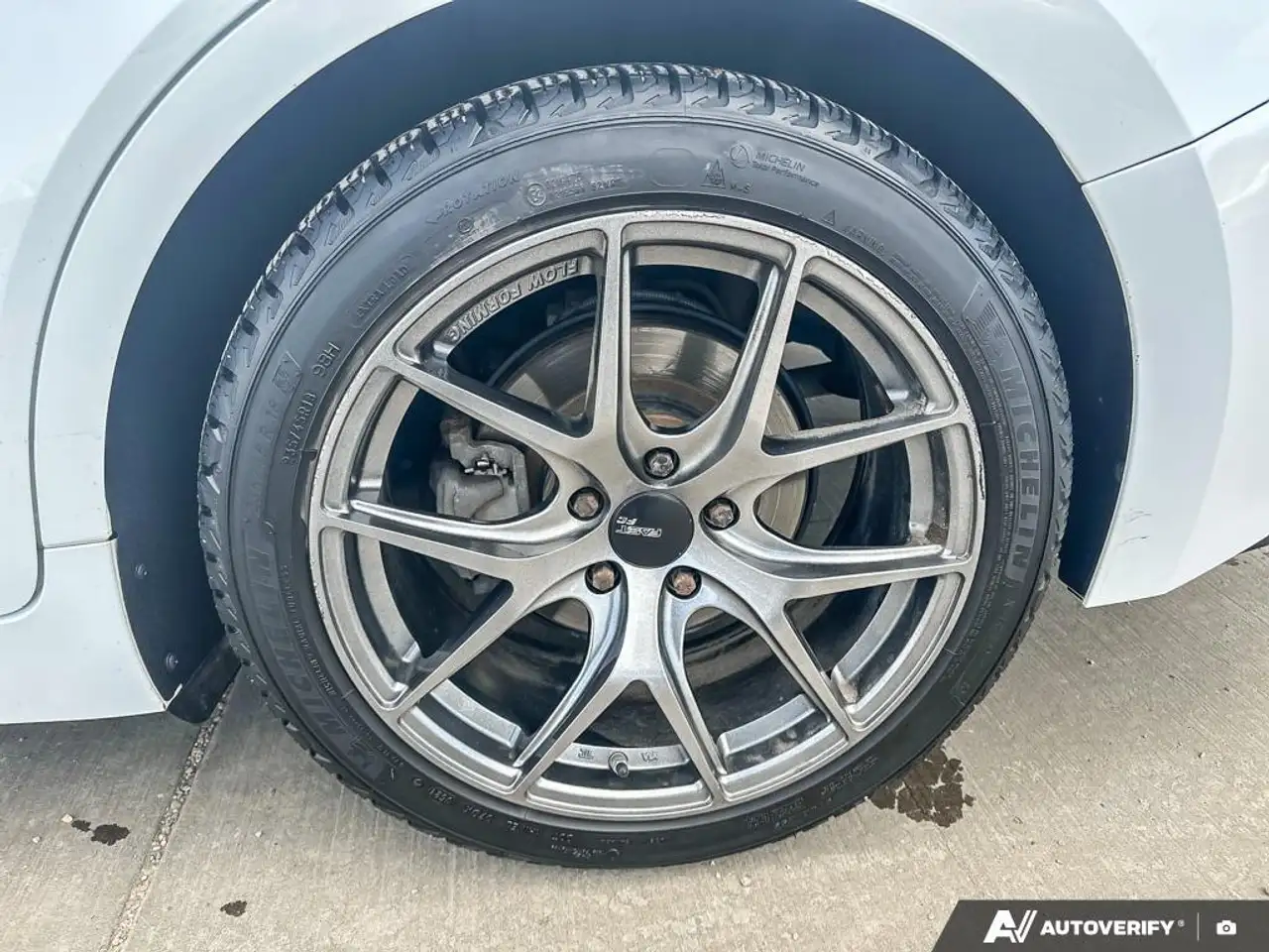 Lexus IS снимка Lexus IS