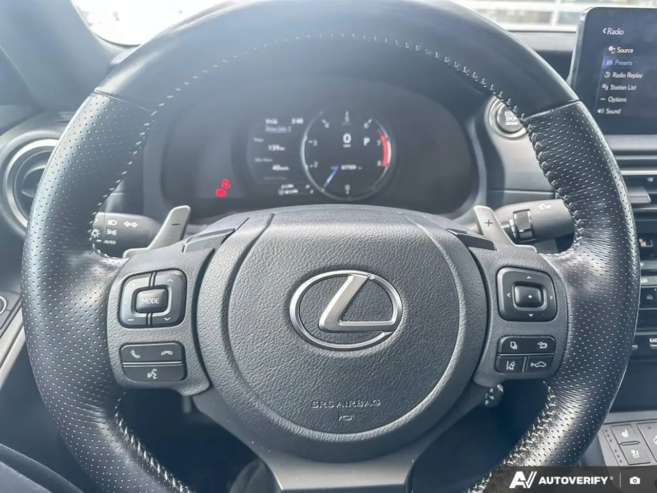 Lexus IS снимка Lexus IS