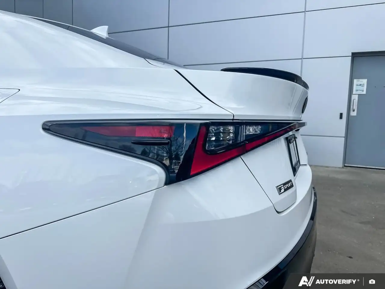 Lexus IS снимка Lexus IS