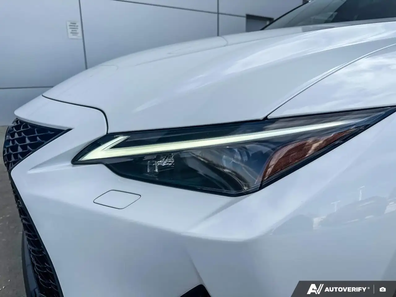 Lexus IS снимка Lexus IS