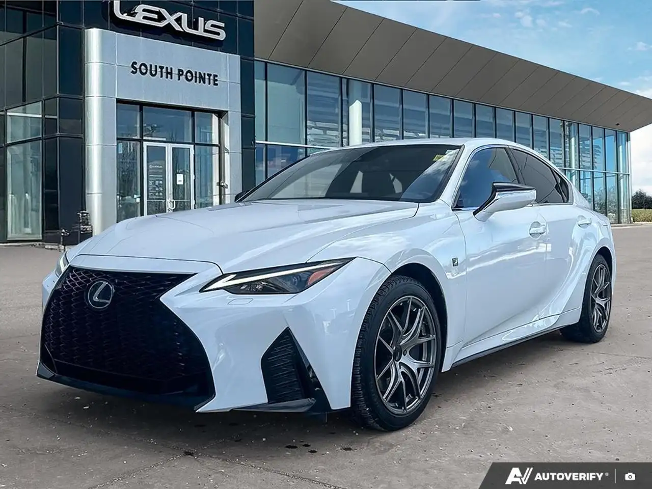 Lexus IS снимка Lexus IS
