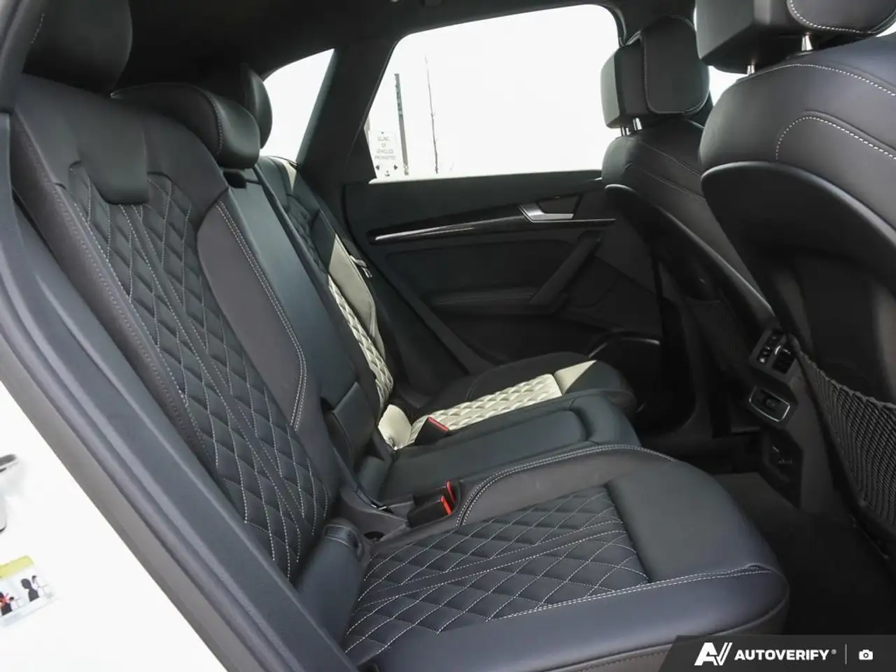 Audi SQ5 снимка Audi SQ5