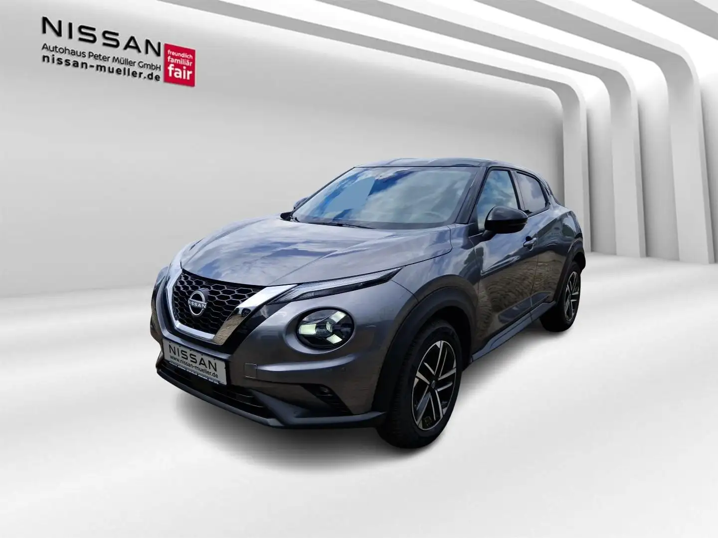 Nissan Juke 1.0 DIG-T 114PS 6MT N-CONNECTA Winter 2 Farben BFS Grau - 1
