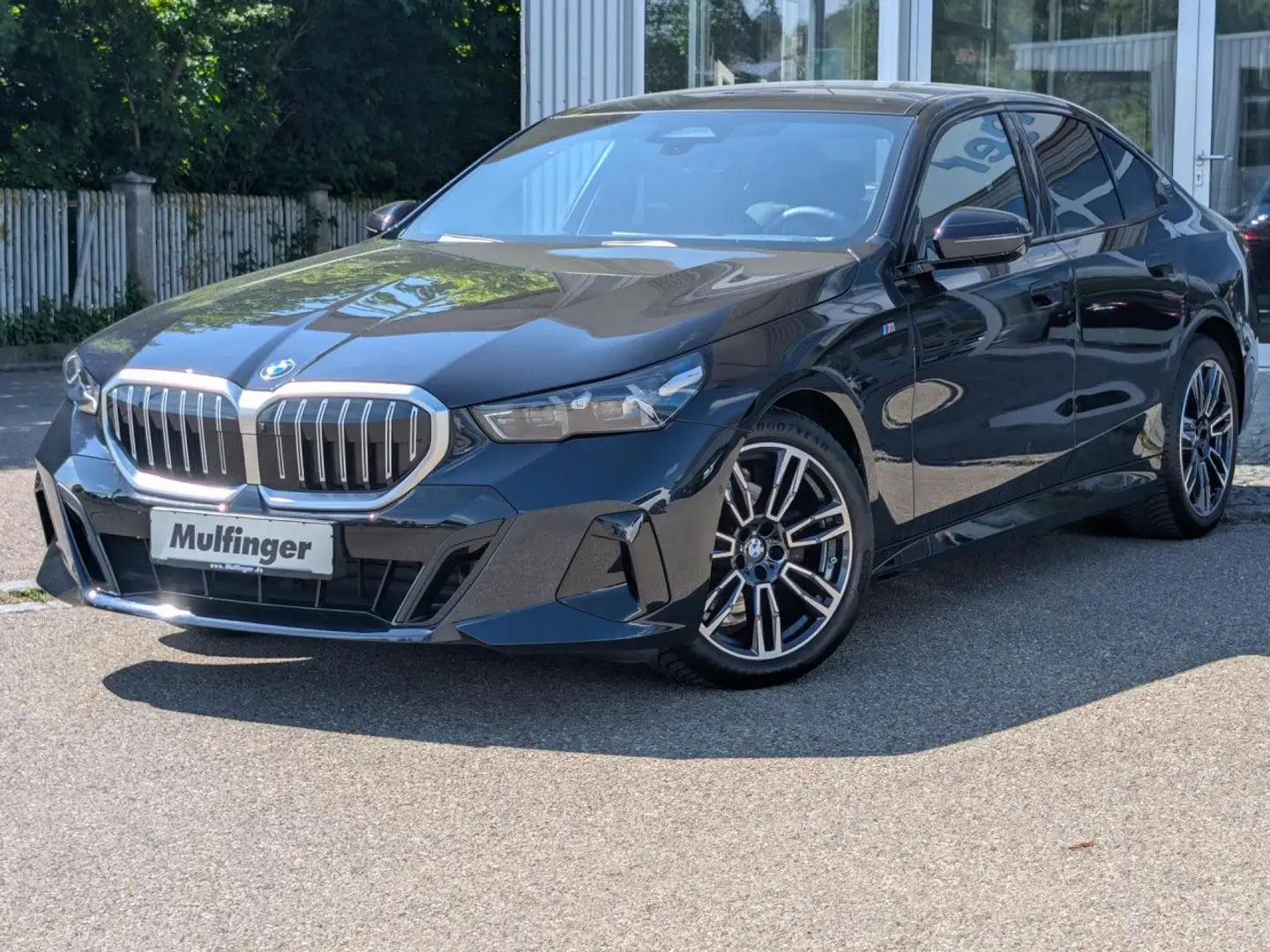 BMW 520 d M Sport HUD ACC SitzBel.SuView.Pano H/K AHK Nero - 2