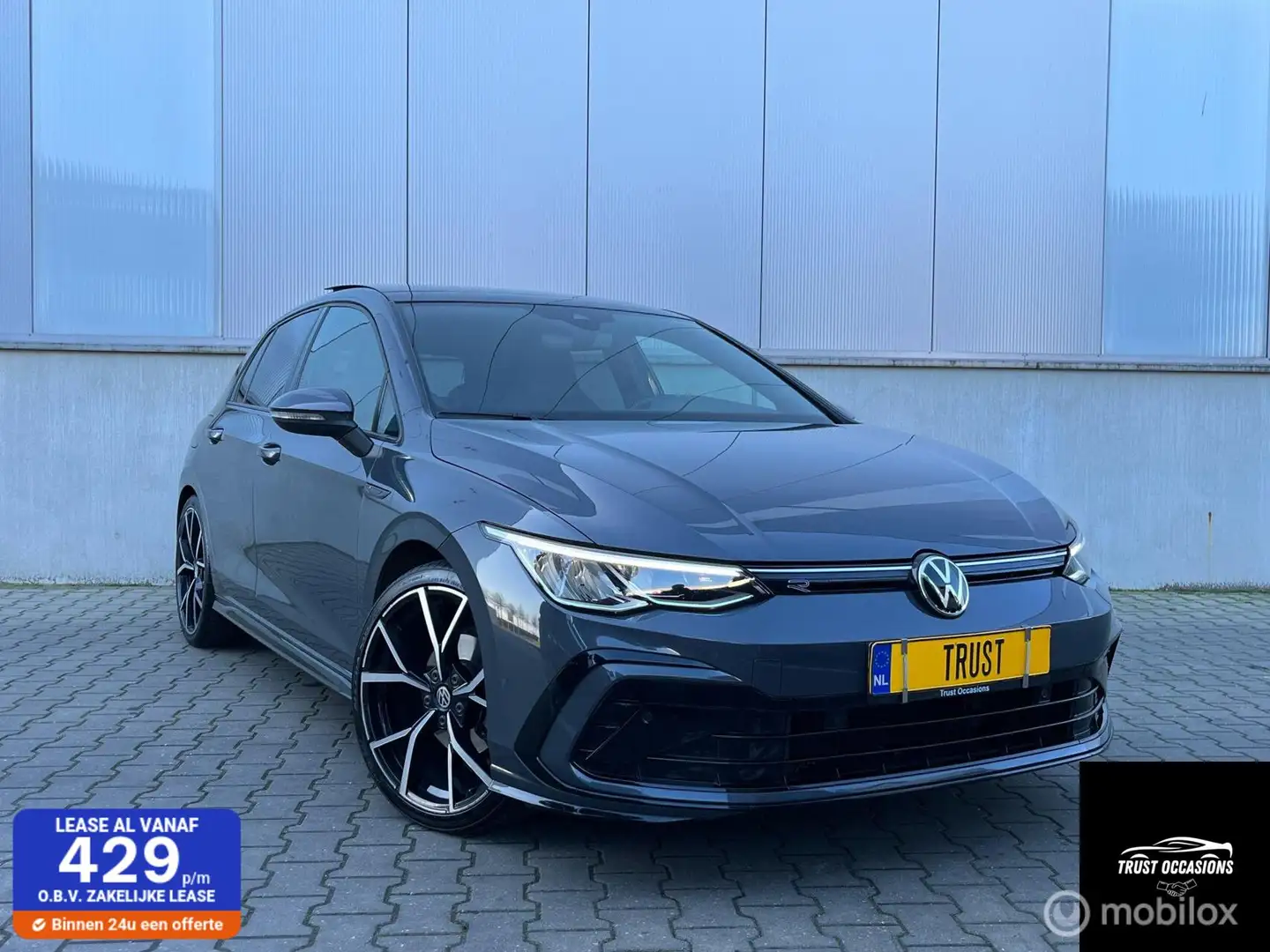 Volkswagen Golf 1.5 eTSI 3X R-Line Trekhaak Sterrenhemel KEYLES Gris - 1