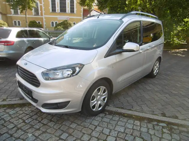 Ford Tourneo Courier Klimaautomatik Sitzheizung