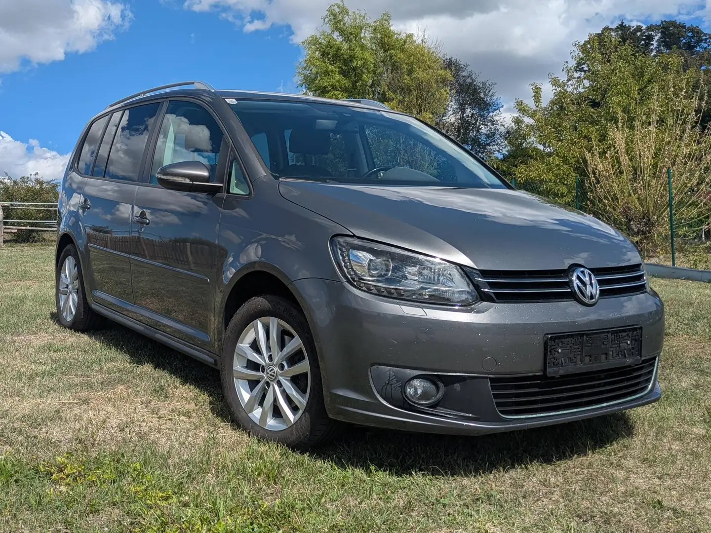 Volkswagen Touran Touran Comfortline 1,6 BMT TDI DPF Comfortline Grau - 1