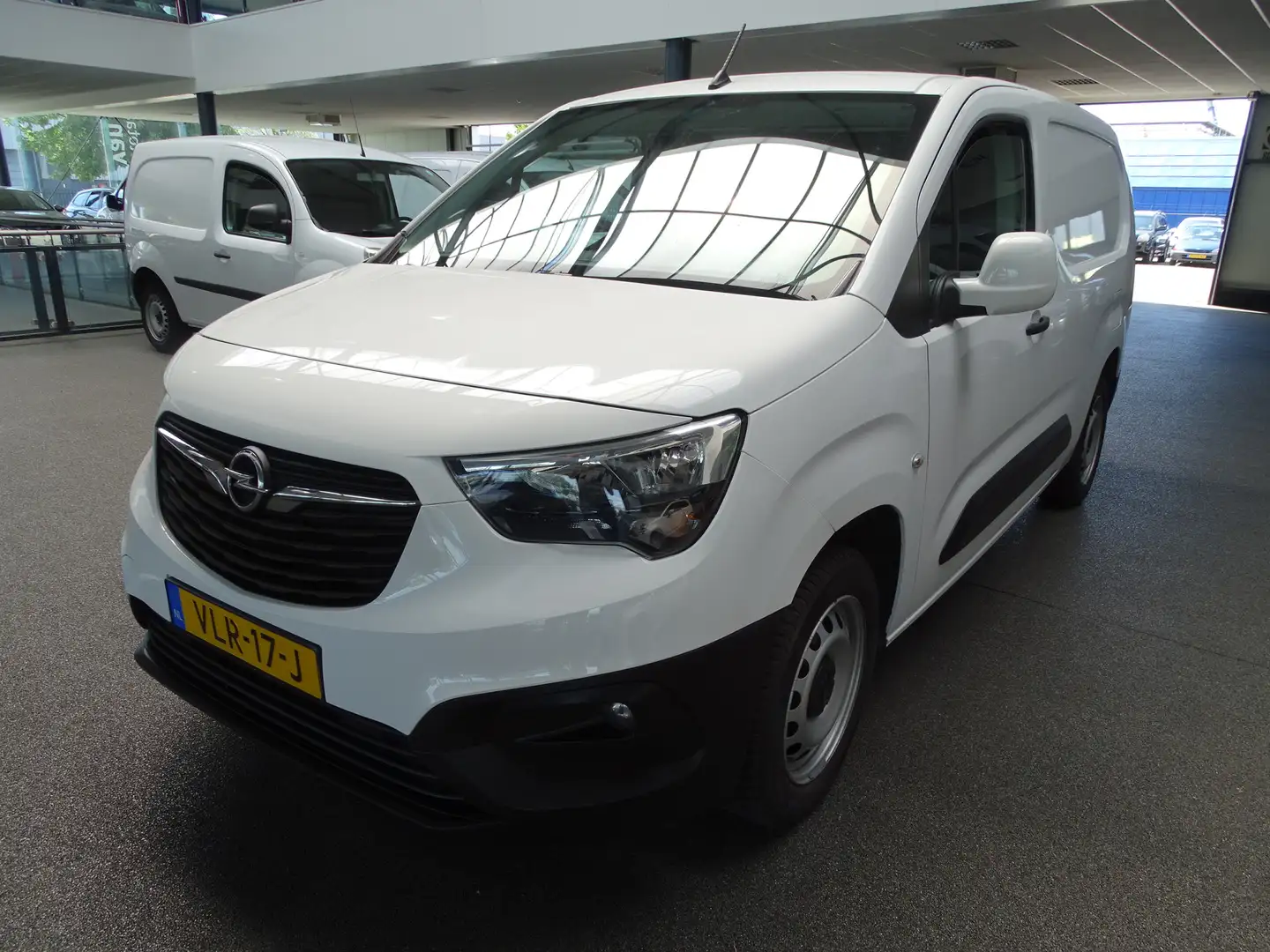 Opel Combo 1.5D L2H1 Maxi Edition, Airco, Carplay, Navi, Crui Wit - 1