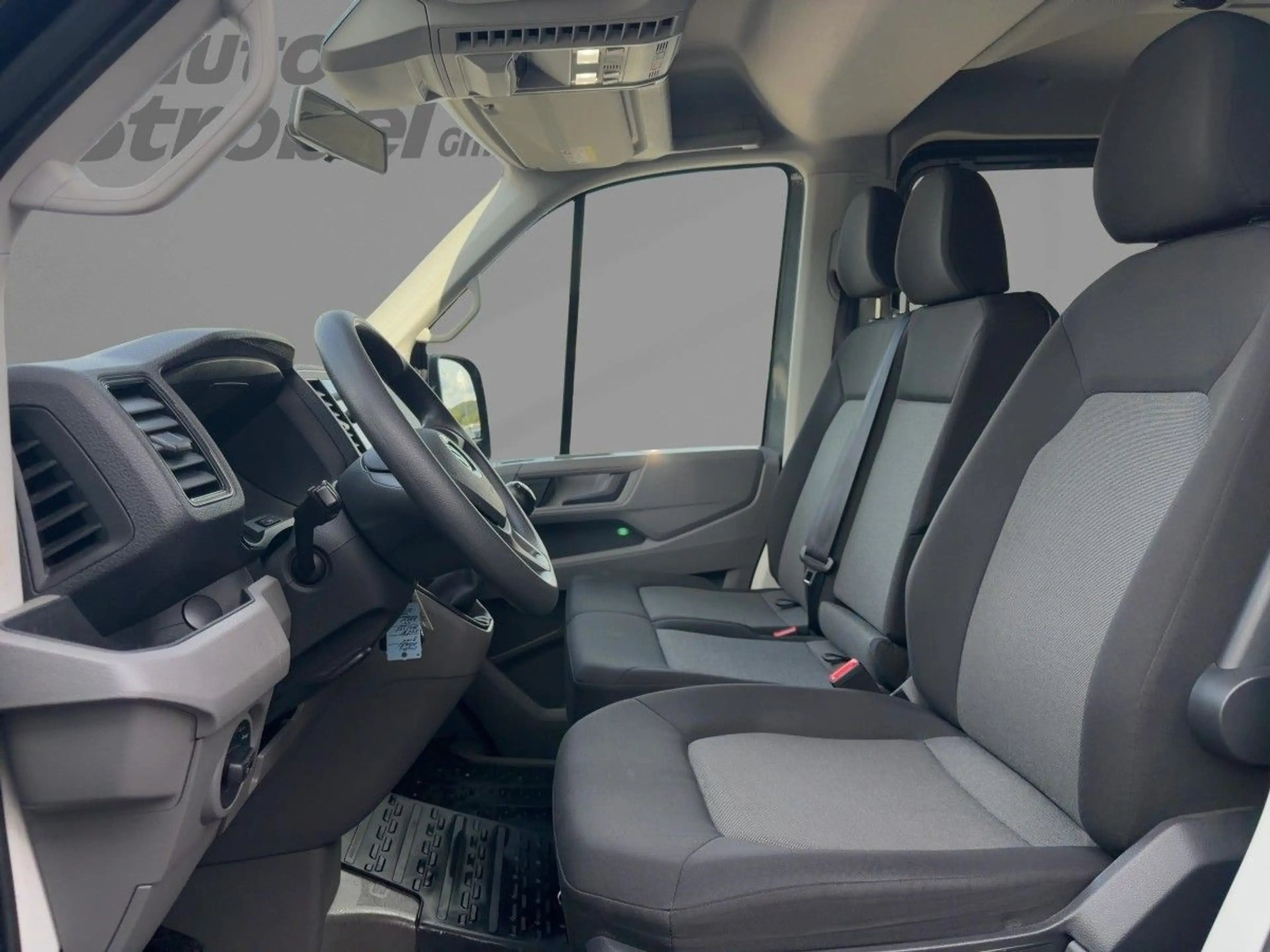 Volkswagen Crafter 35 2.0 TDI MR Kombi 4M 9-Sitze LED Stand — photo 9