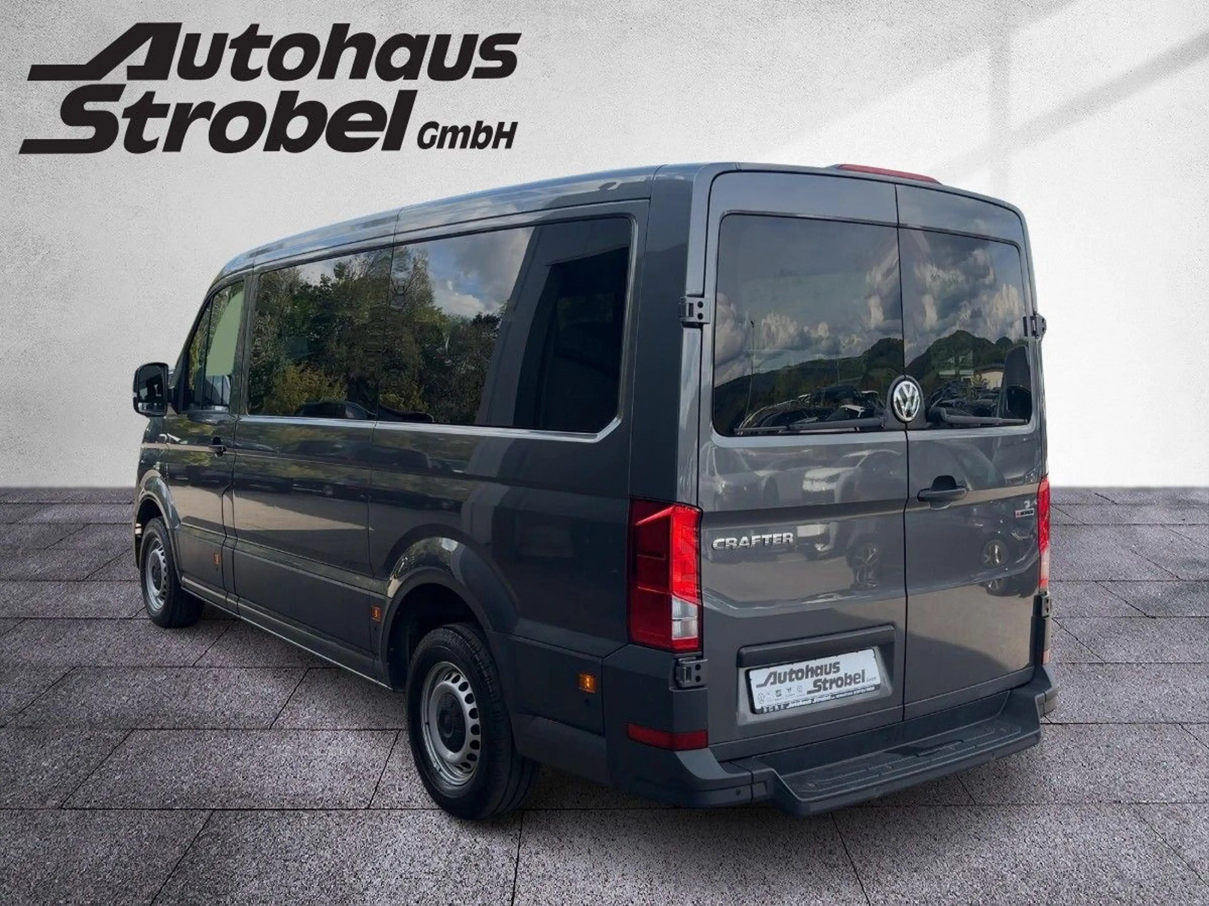 Volkswagen Crafter 35 2.0 TDI MR Kombi 4M 9-Sitze LED Stand — photo 4