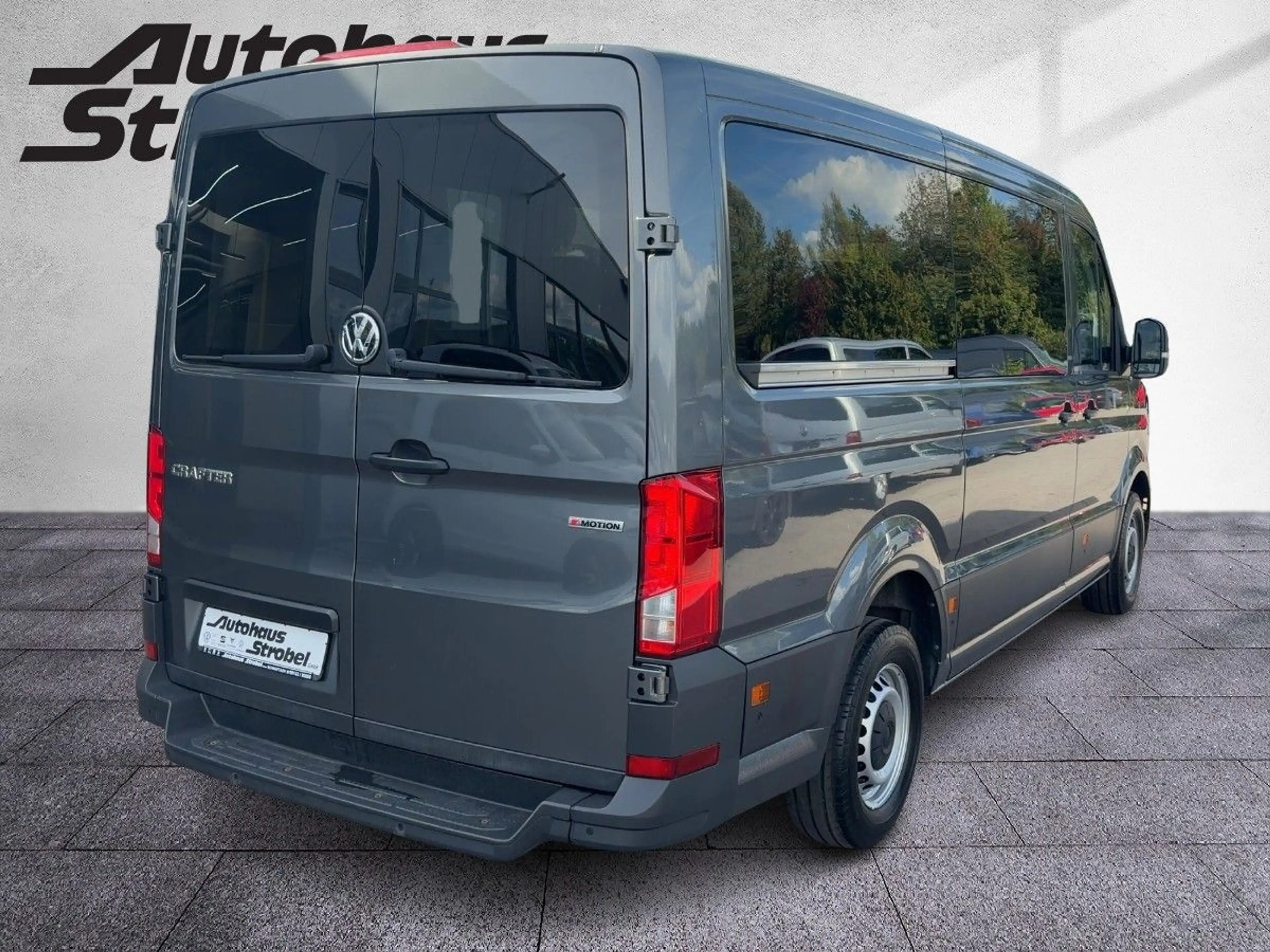 Volkswagen Crafter 35 2.0 TDI MR Kombi 4M 9-Sitze LED Stand — photo 5