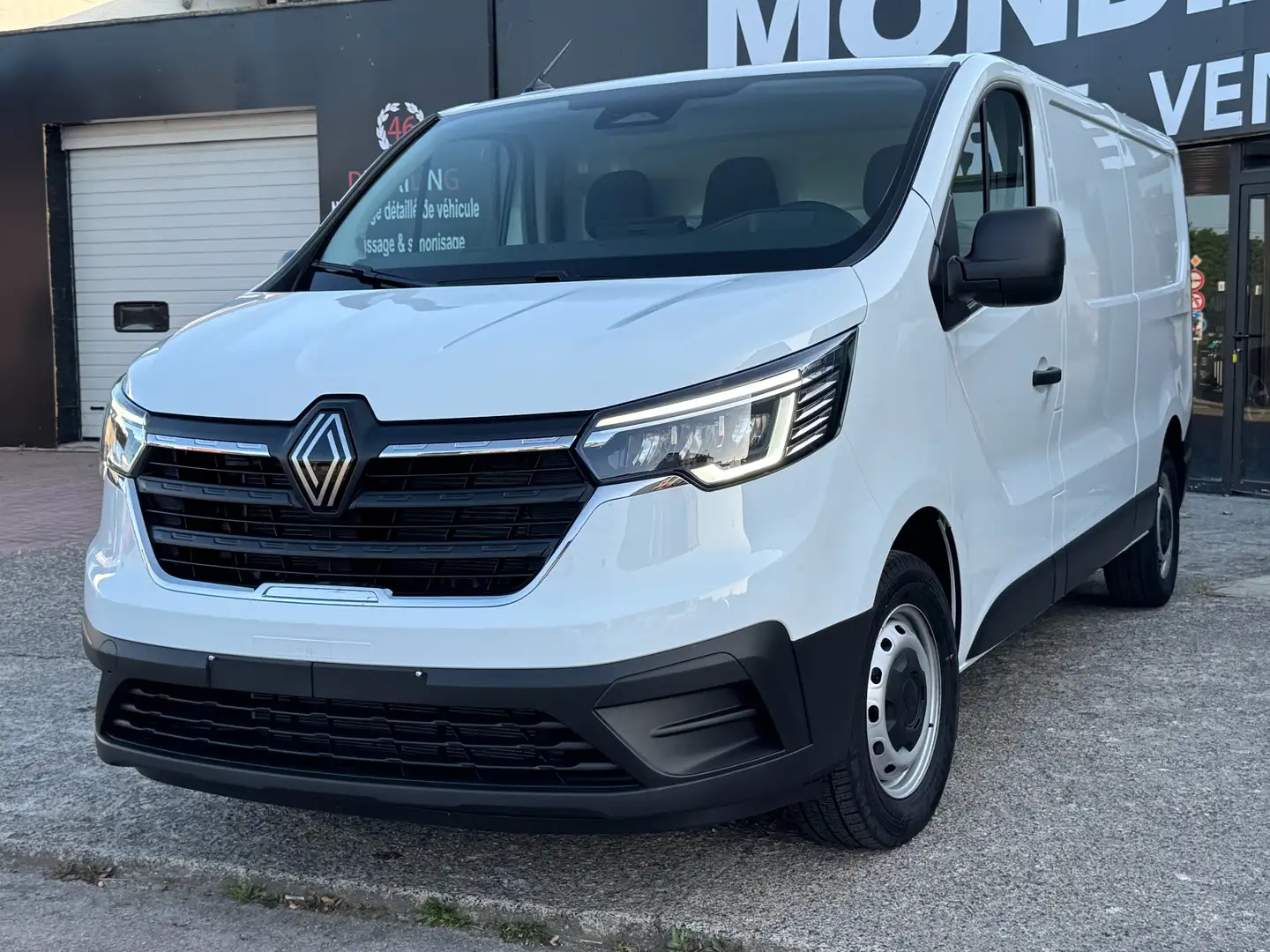 Renault Trafic 2.0 dCi 29 L2H1 130 CV Confort CRUISE CAMERA TVAC Blanc - 2