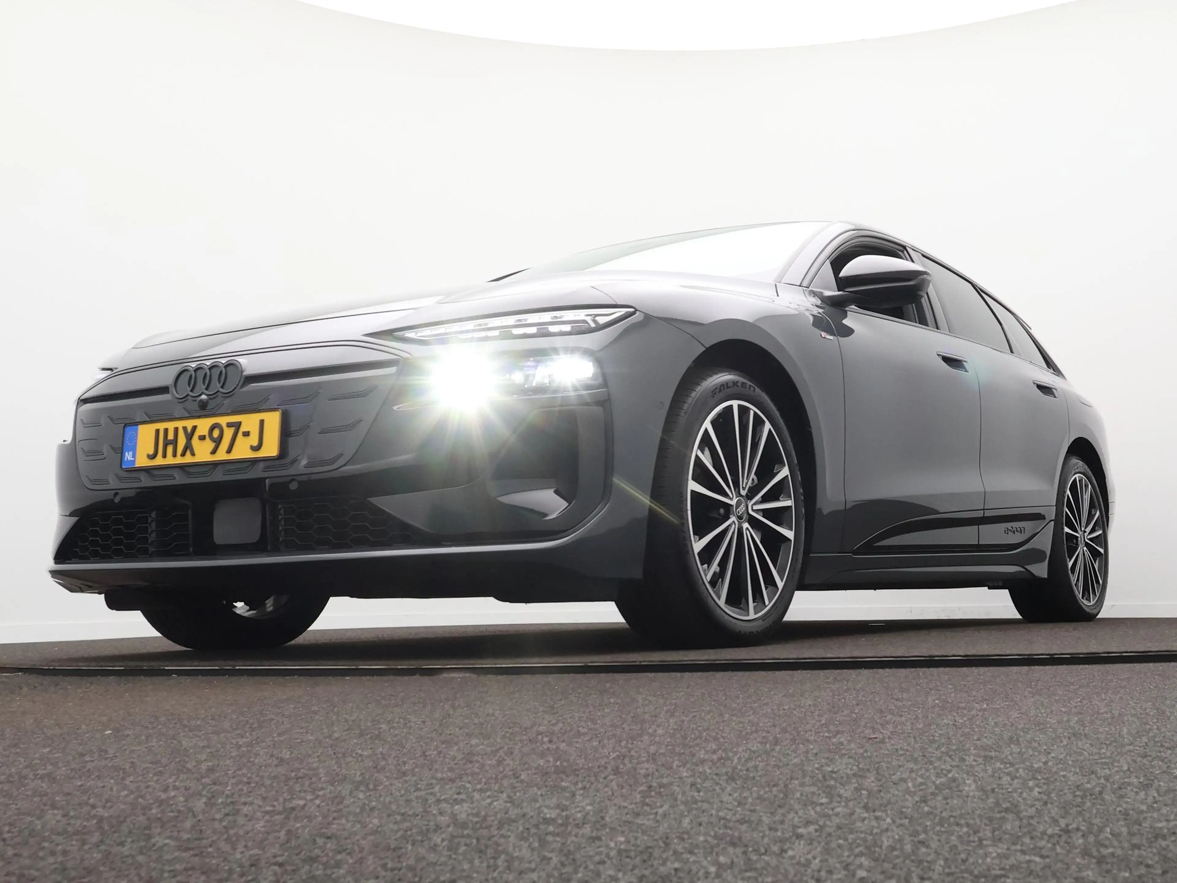 Audi A6 e-tron Avant S edition performance 100 kWh | S-line | 360 — photo 10