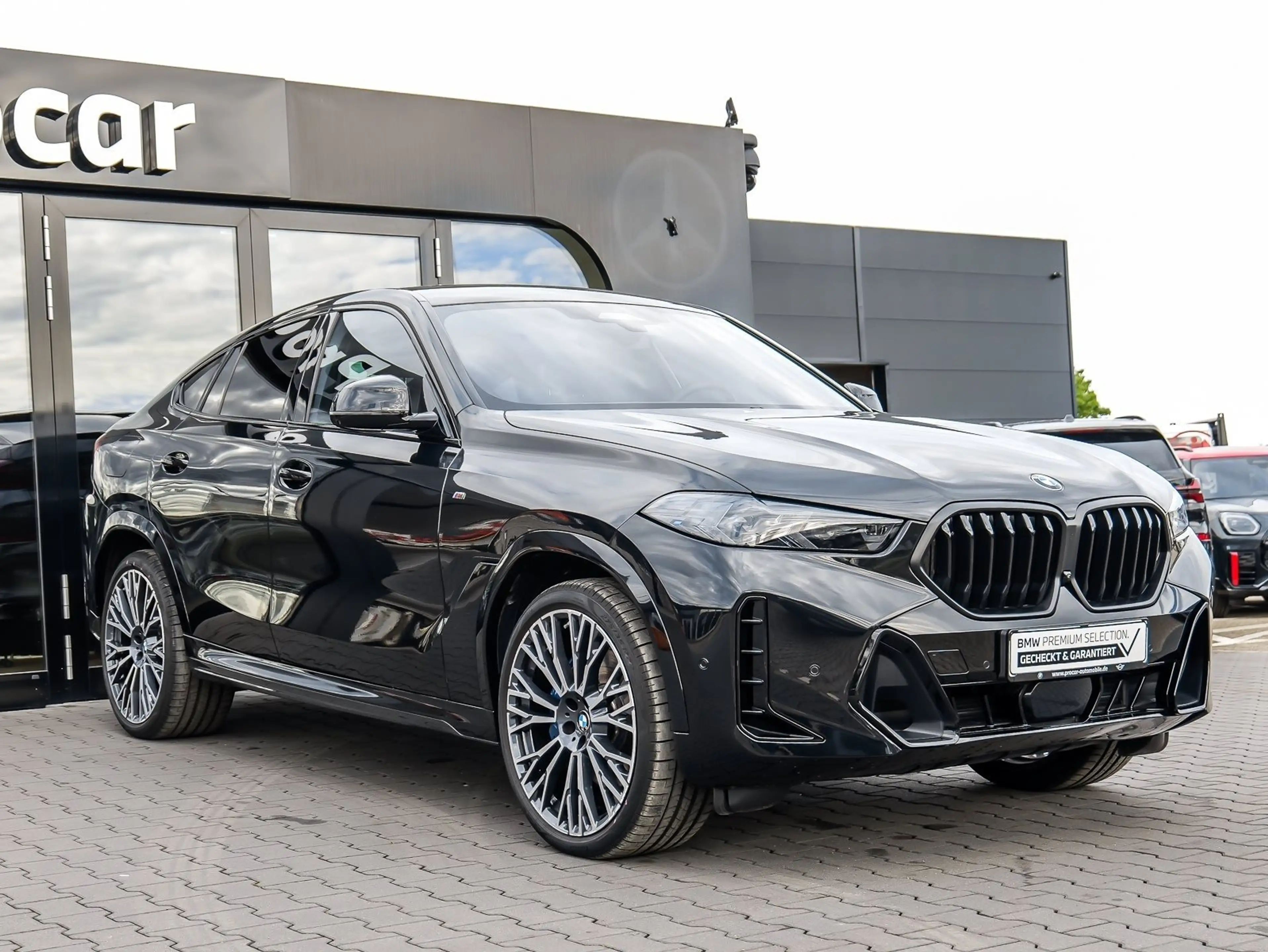 BMW X6 xDrive30d M Sport HUD PANO ACC AHK 360°KAM — photo 6