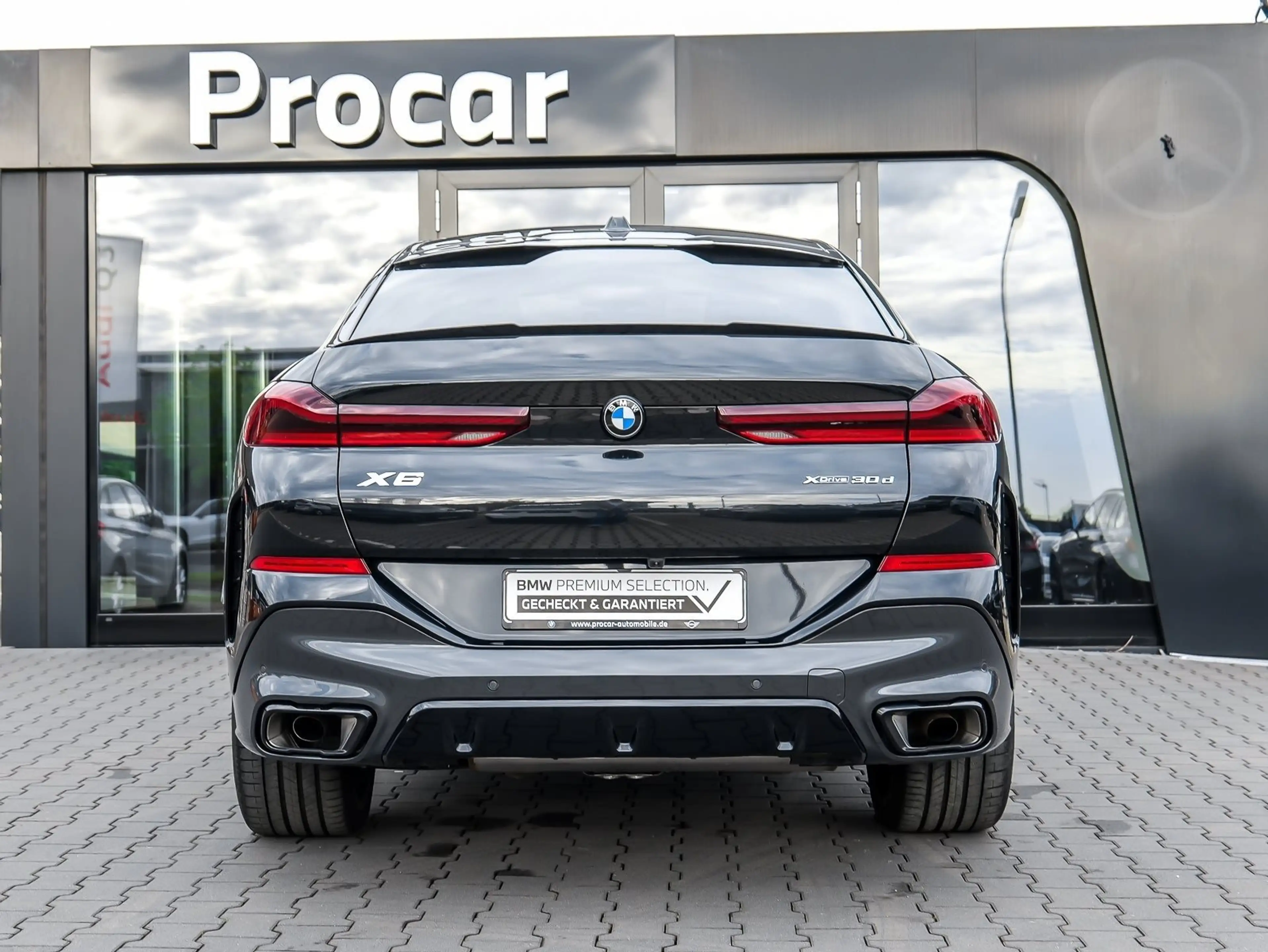 BMW X6 xDrive30d M Sport HUD PANO ACC AHK 360°KAM — photo 11