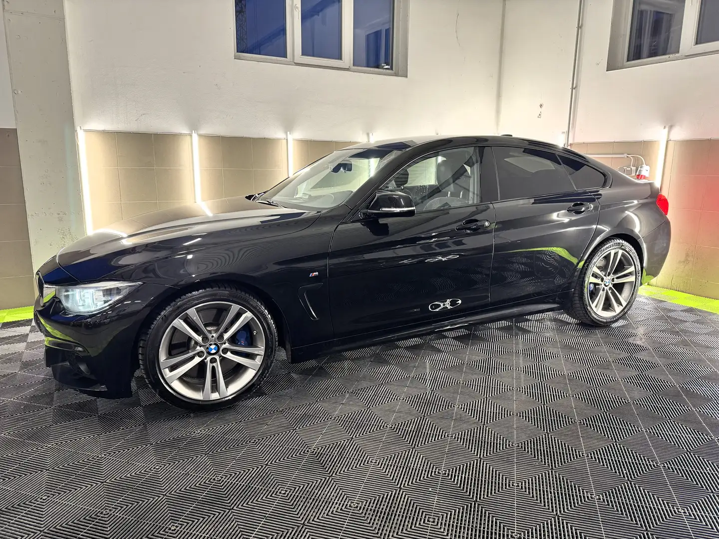 BMW 430 430d xDrive M-Sport LCI LED/Ambiente/Kamera/Navi Schwarz - 2
