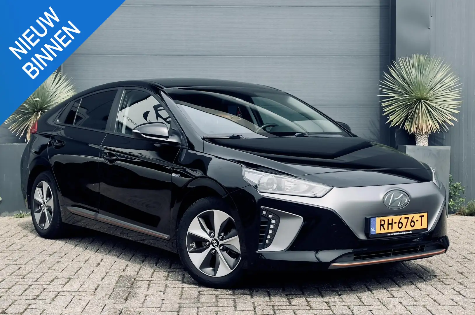 Hyundai IONIQ Premium EV Wit - 1