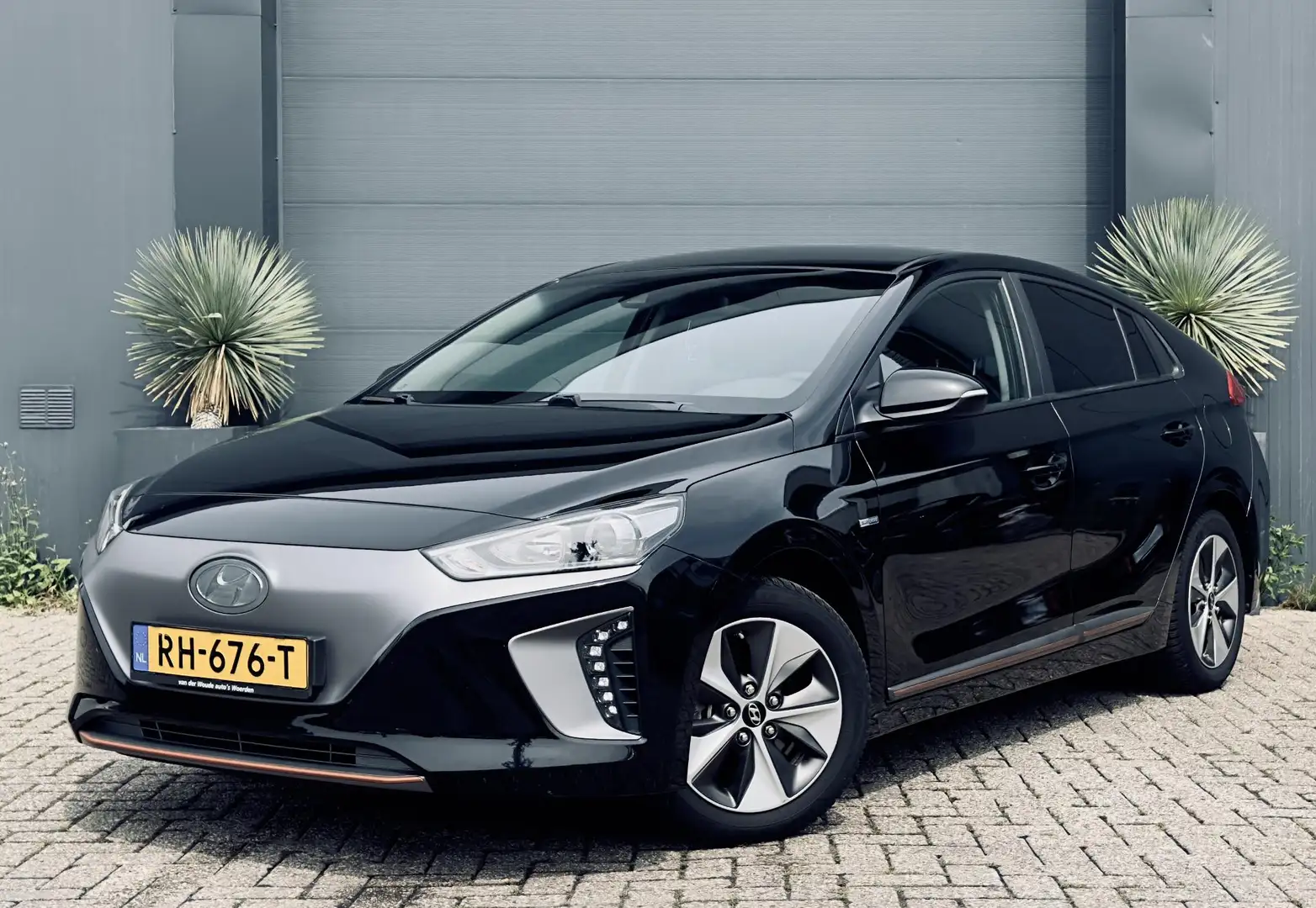 Hyundai IONIQ Premium EV Wit - 2
