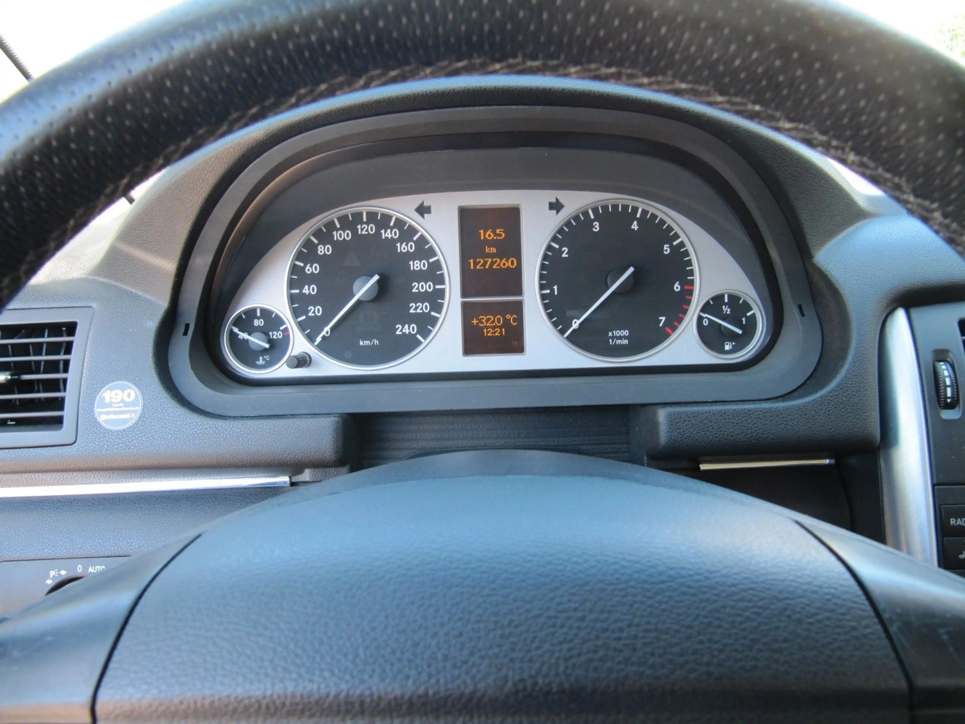 Mercedes-Benz B 160 .Sitzheizung, Klima, Ahk. Alu. — photo 11