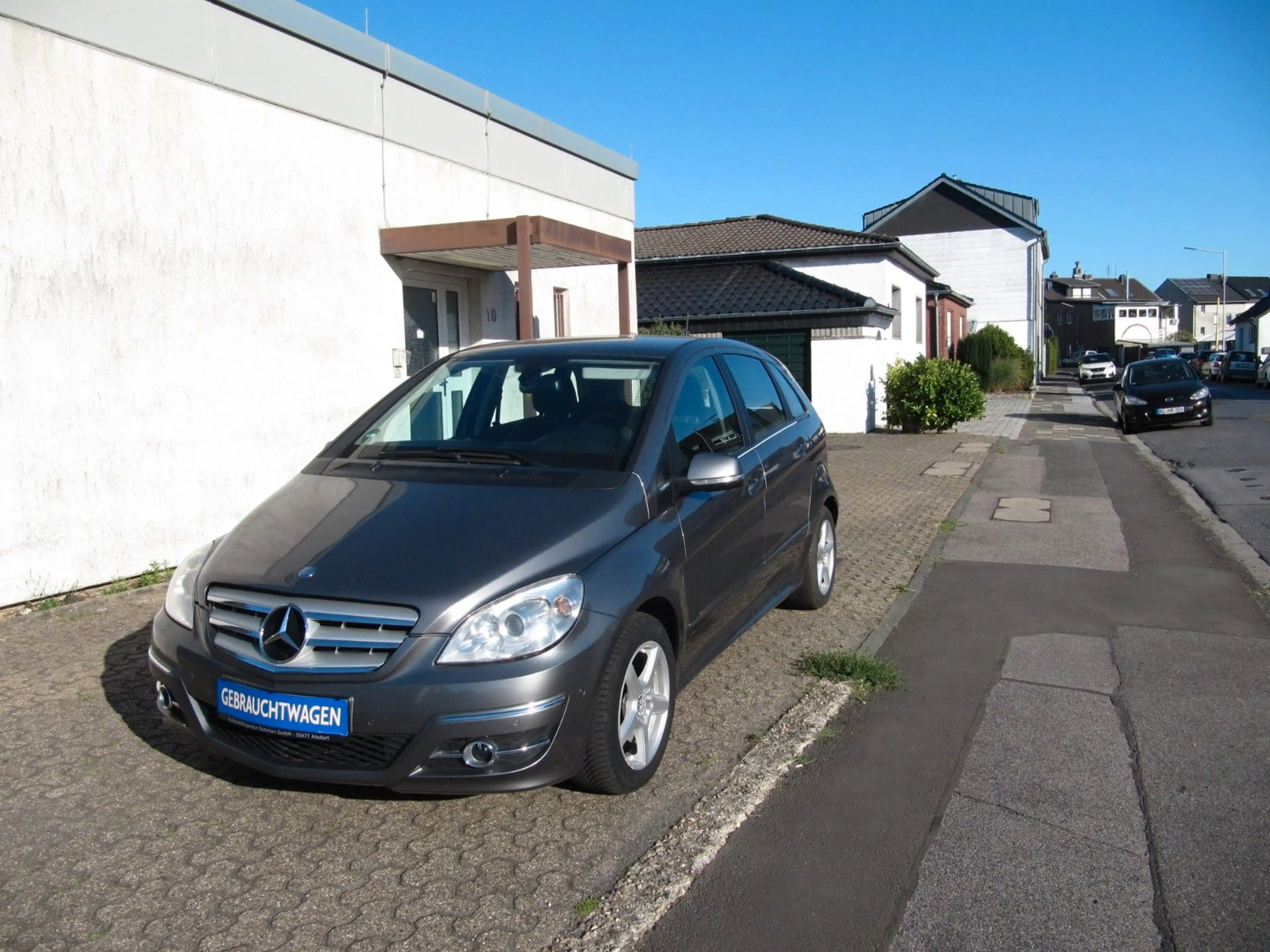 Mercedes-Benz B 160 .Sitzheizung, Klima, Ahk. Alu.