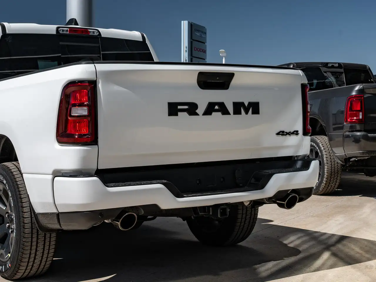 RAM 1500 снимка RAM 1500