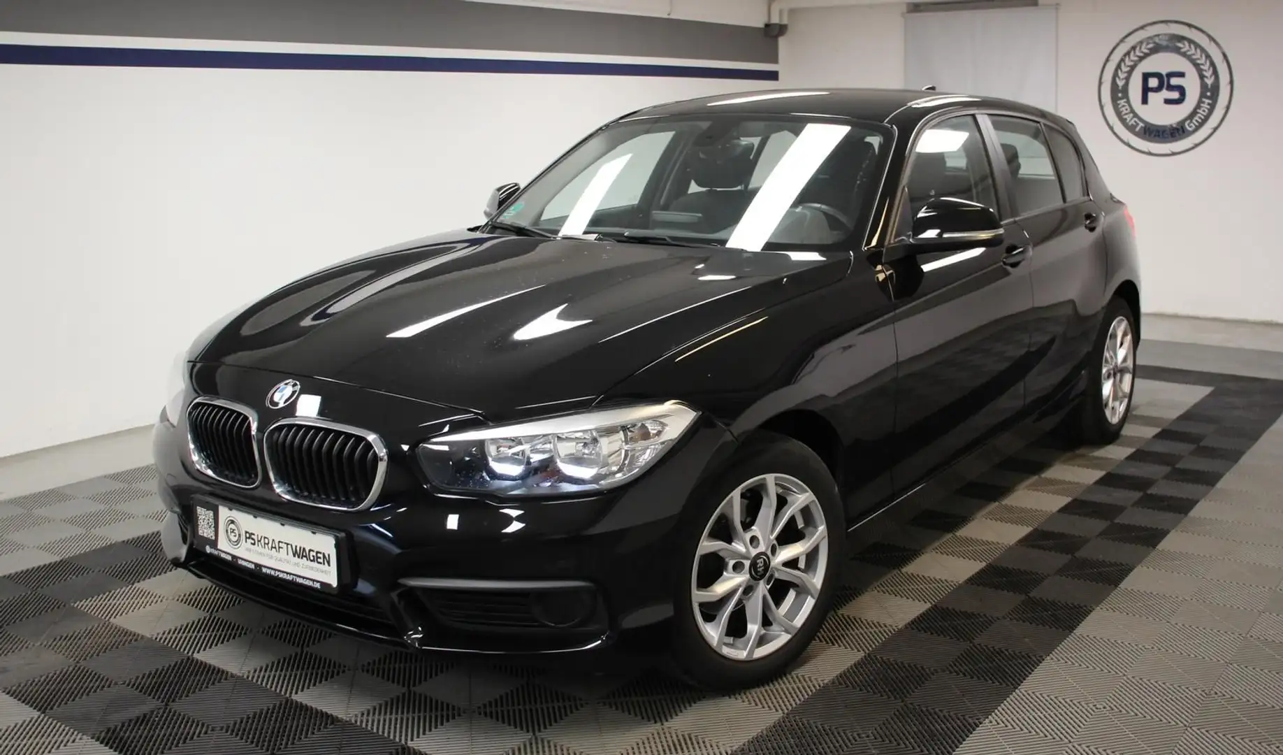 BMW 118 i Lim 5-trg. KLIMA SHZ BT USB 1.HD S.HEFT PDC Noir - 1