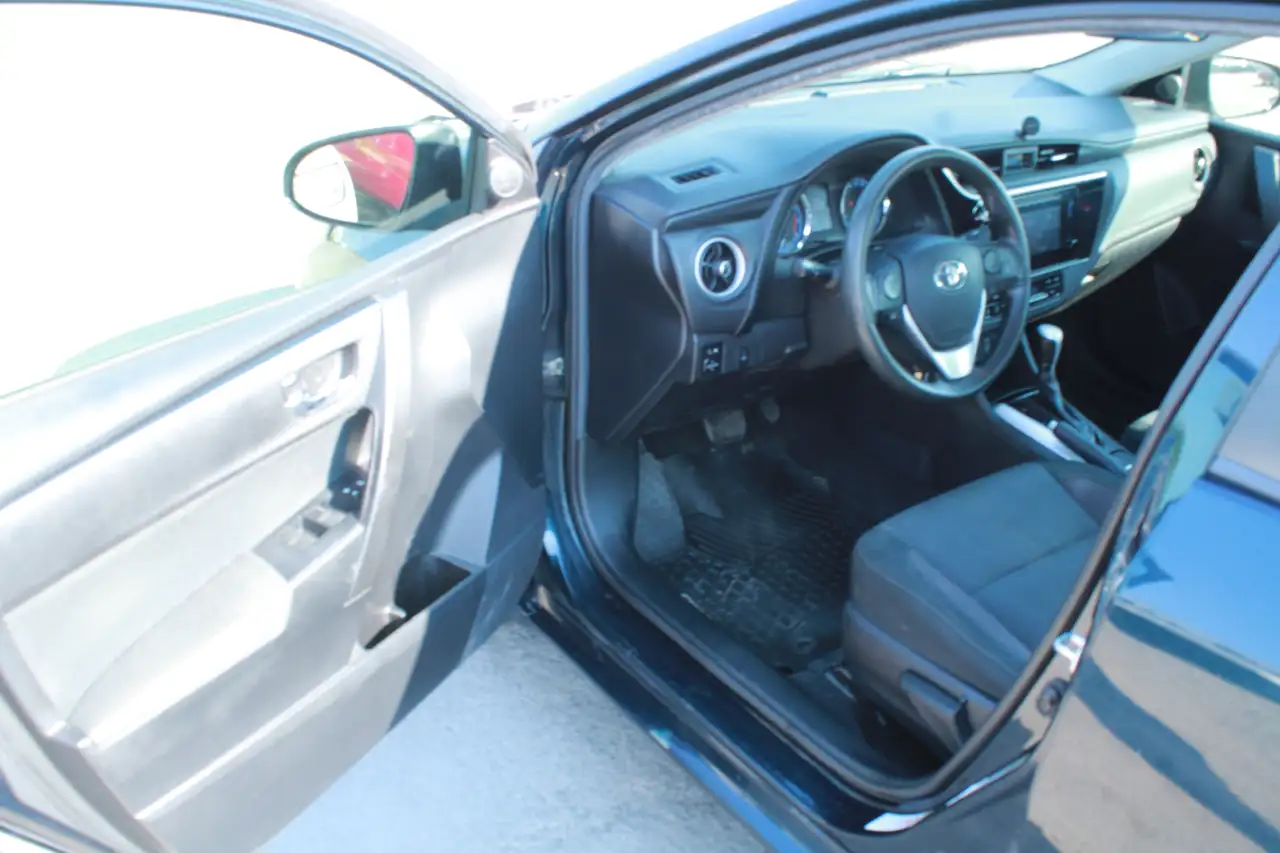 Toyota Corolla photo Toyota Corolla
