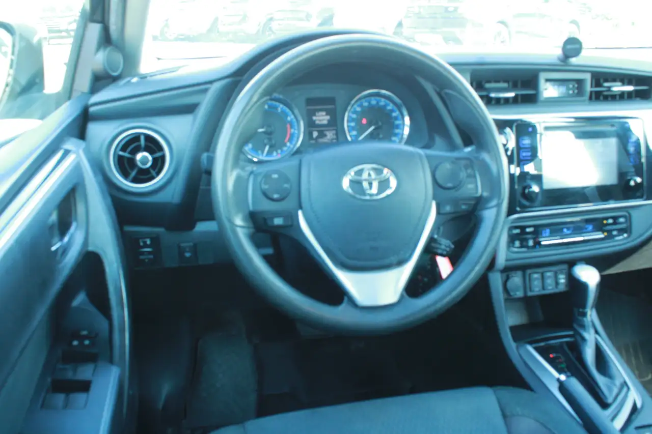 Toyota Corolla photo Toyota Corolla