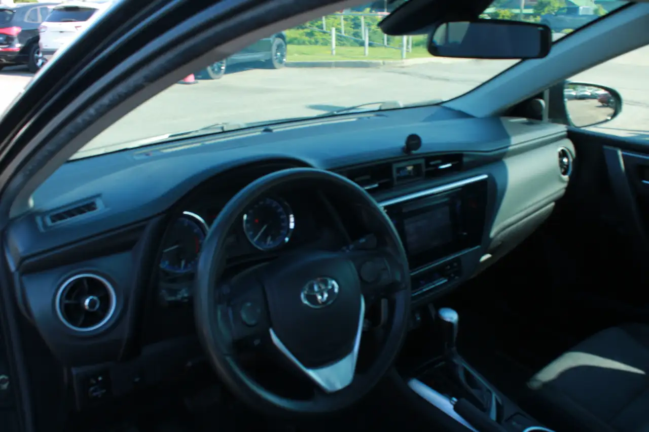 Toyota Corolla photo Toyota Corolla