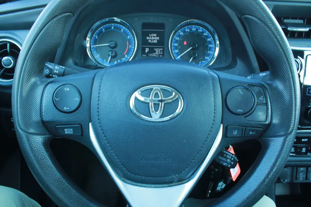 Toyota Corolla photo Toyota Corolla