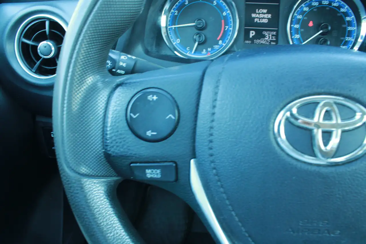Toyota Corolla photo Toyota Corolla