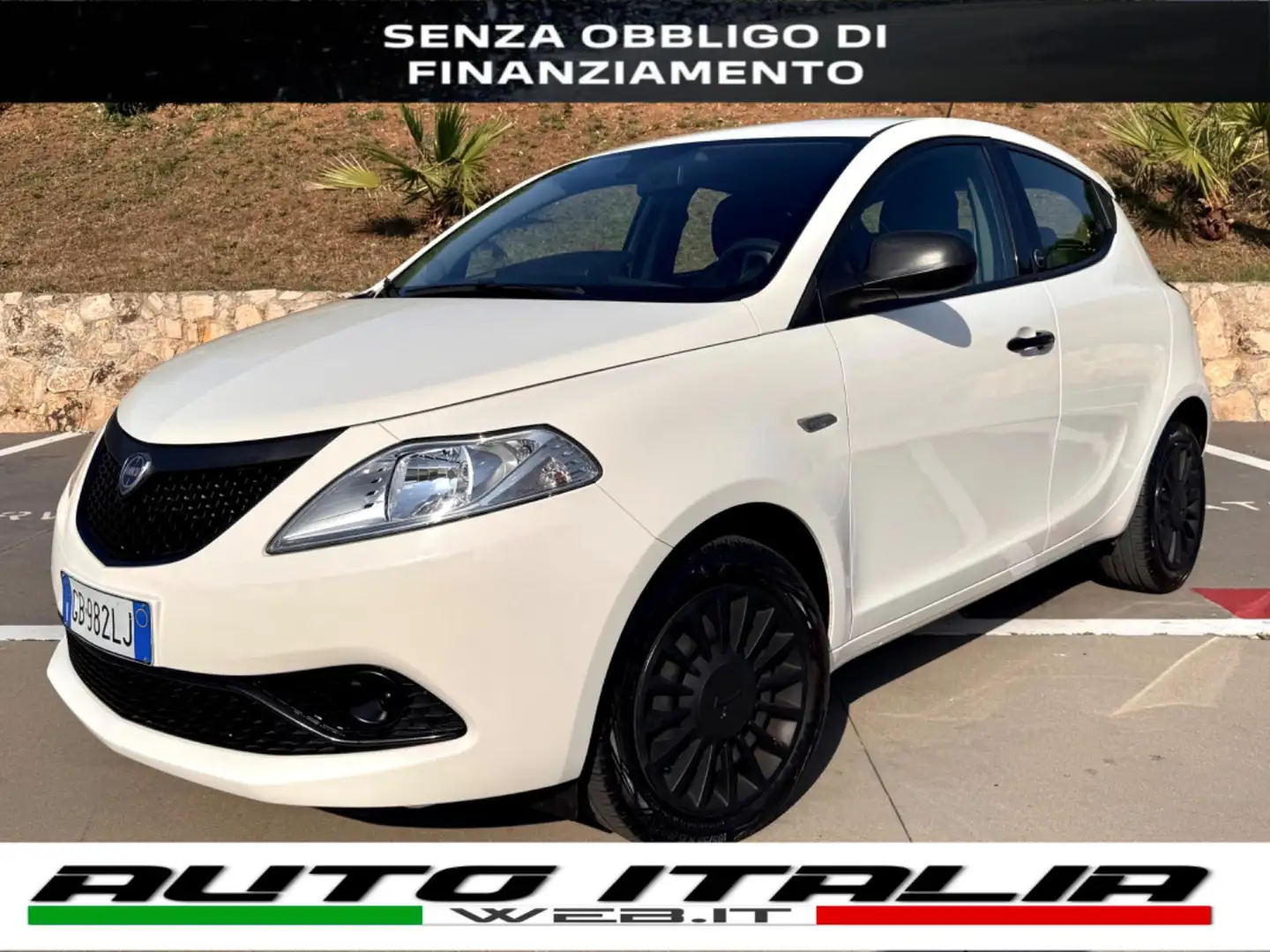 Lancia Ypsilon 1.0 HYBRID 5 POSTI+TELEFONO+VOL MULTIFUNZIONE Blanco - 1