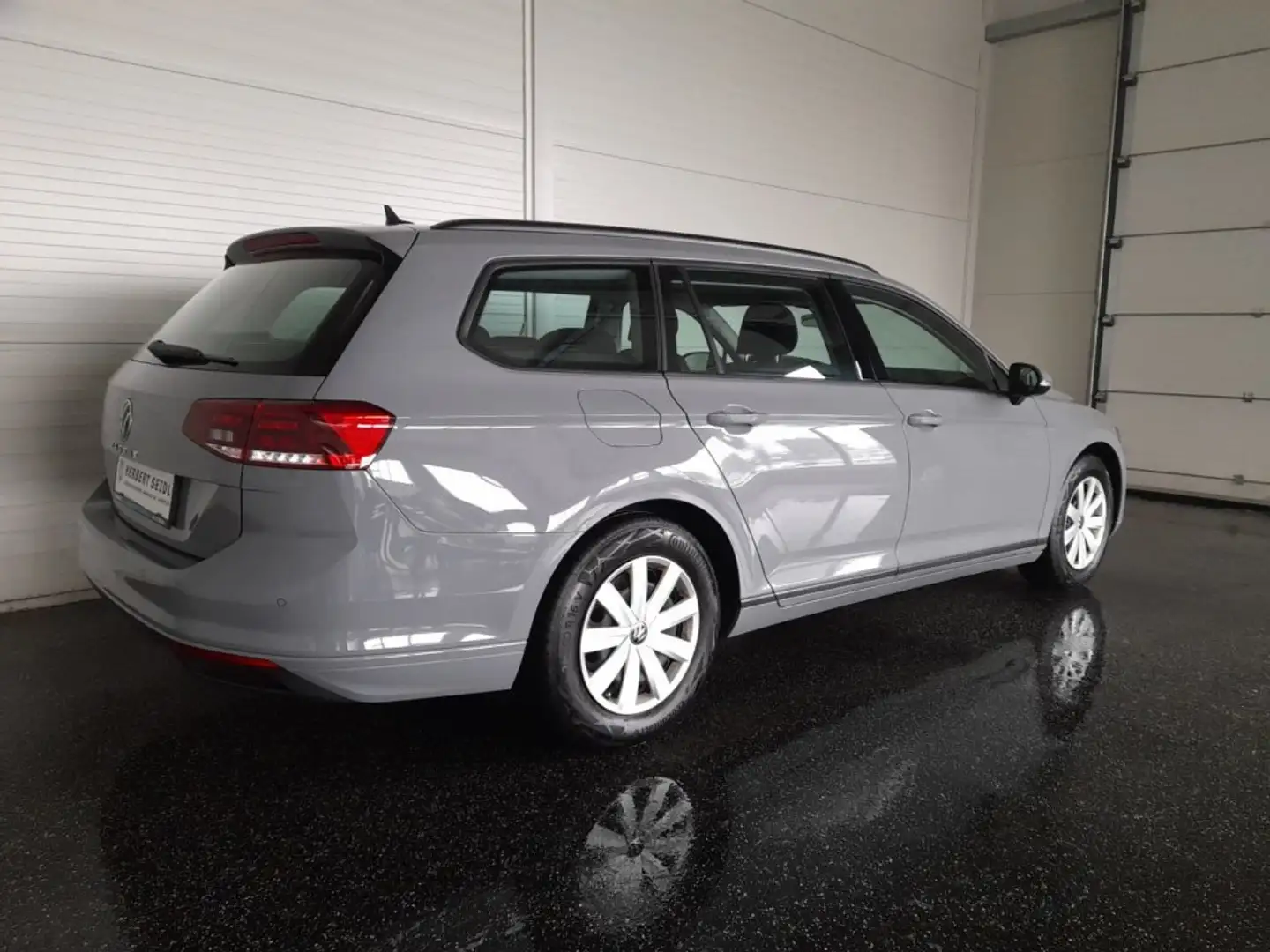 Volkswagen Passat Variant 2,0 TDI *17 ZOLL / LED / NAVI / AHV & KAMERA / ACC / VERKEHRSZEICHEN & SPURHALTEASSIST* Grau - 2