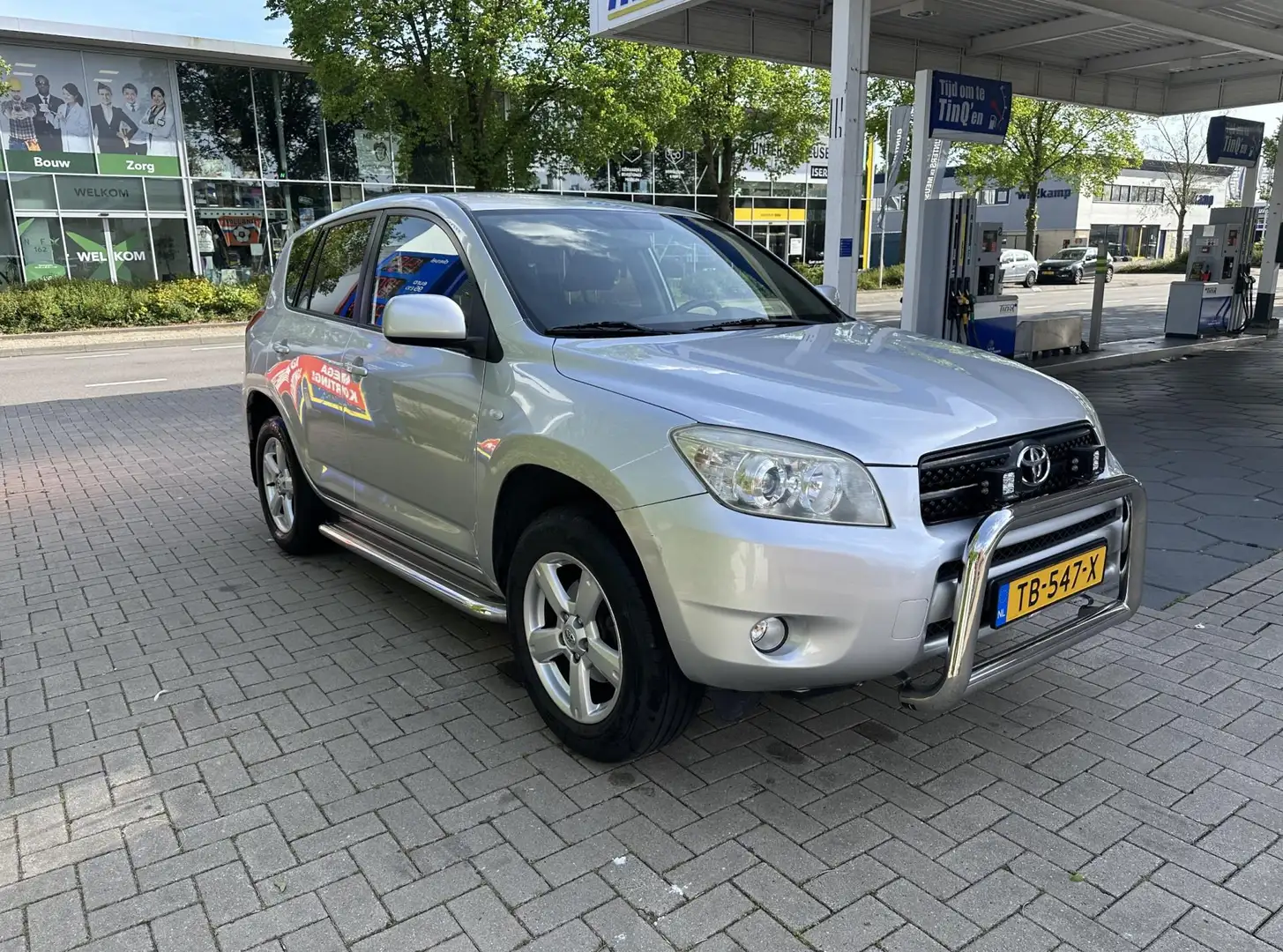 Toyota RAV 4 2.0 VVTi Linea Sol 4wd Gris - 2