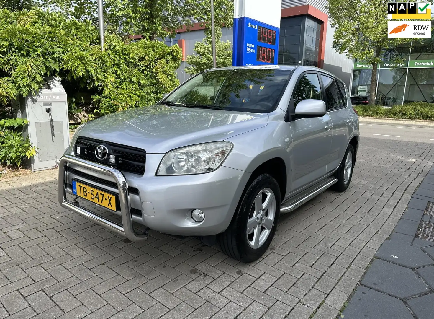 Toyota RAV 4 2.0 VVTi Linea Sol 4wd Gris - 1