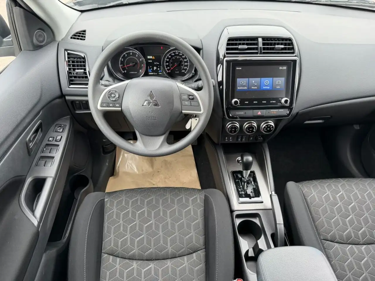 Mitsubishi RVR снимка Mitsubishi RVR