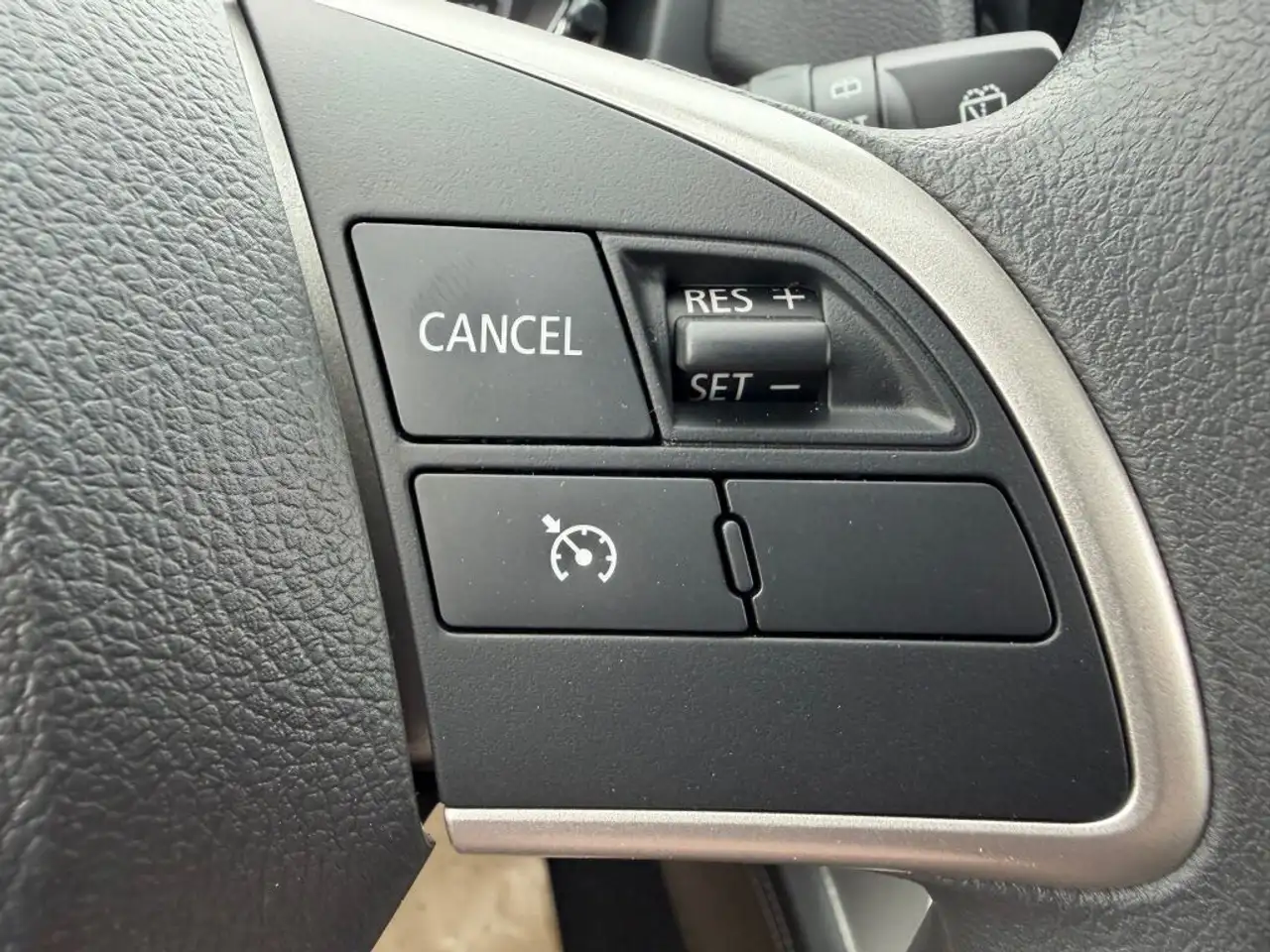 Mitsubishi RVR снимка Mitsubishi RVR