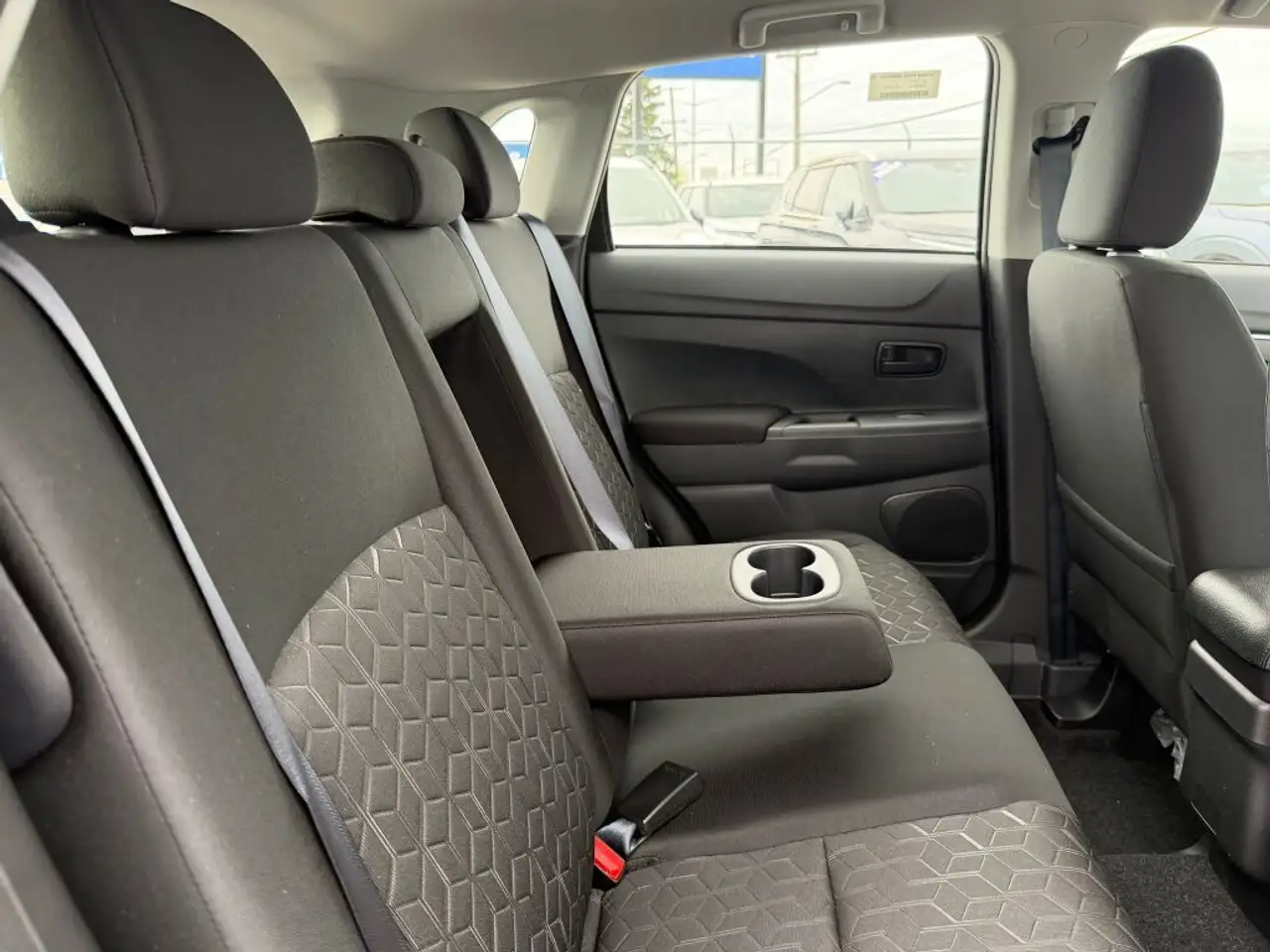 Mitsubishi RVR снимка Mitsubishi RVR