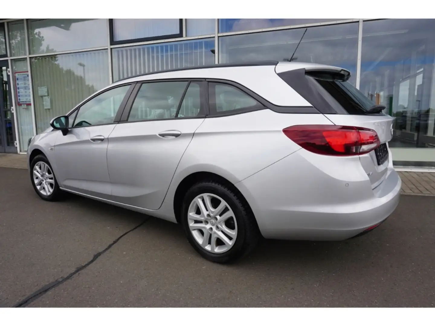 Opel Astra SpTourer1.5d-Klima-Navi-Tempo-MotorNeu0km-EU6dTemp Silber - 2