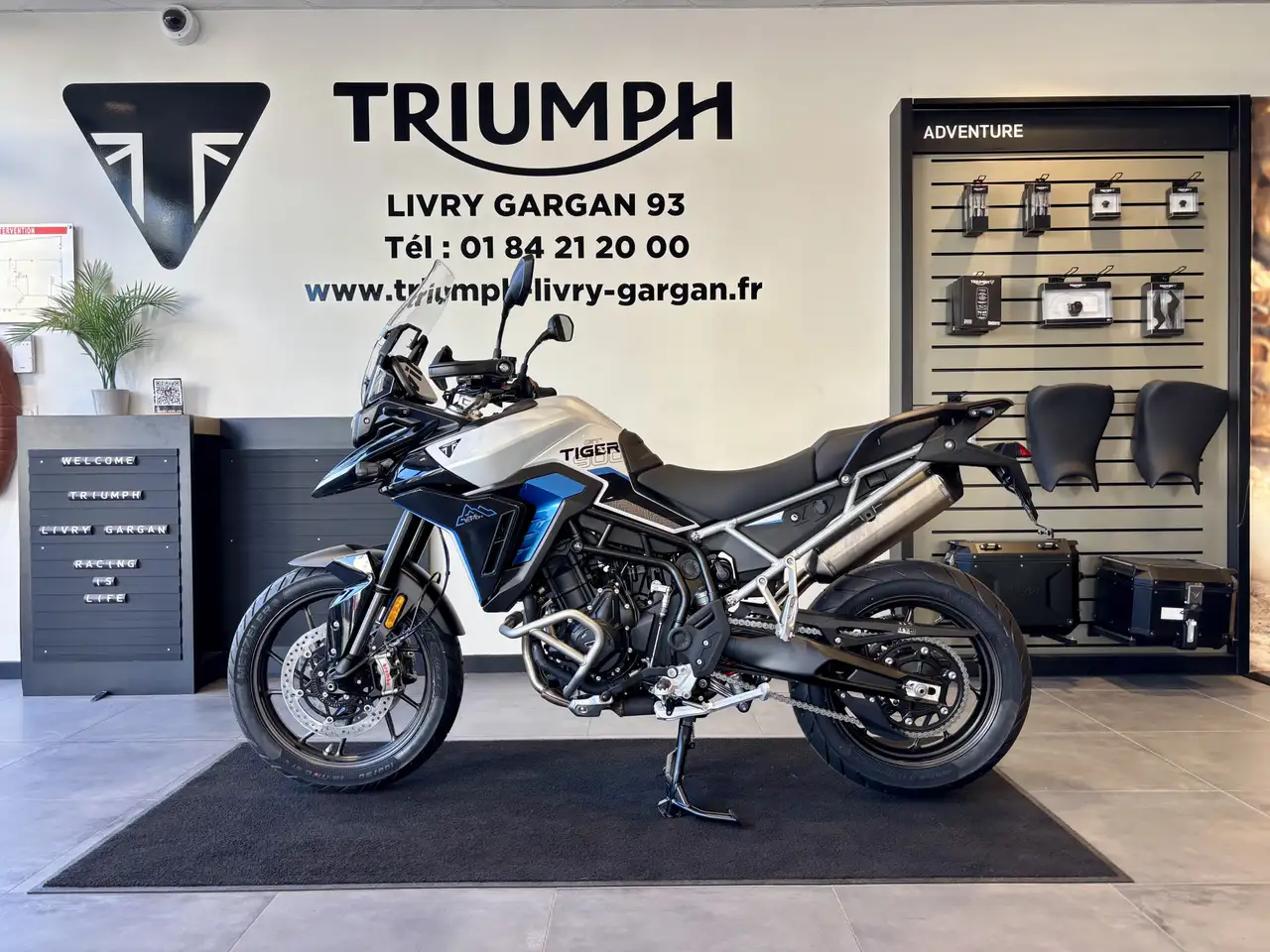 Triumph Tiger 900