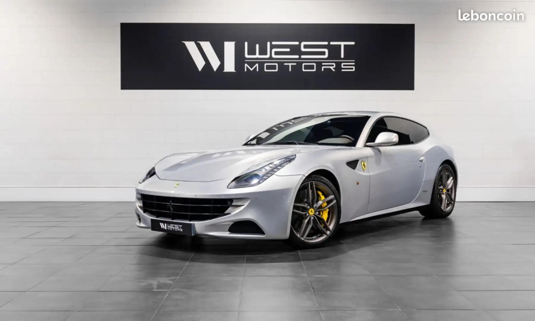 Ferrari FF V12 6.3 660 IMMAT FRANCE Daytona Display Volant Carbone Cam recul Sièges ventil. 1477E-MOIS Grau - 1